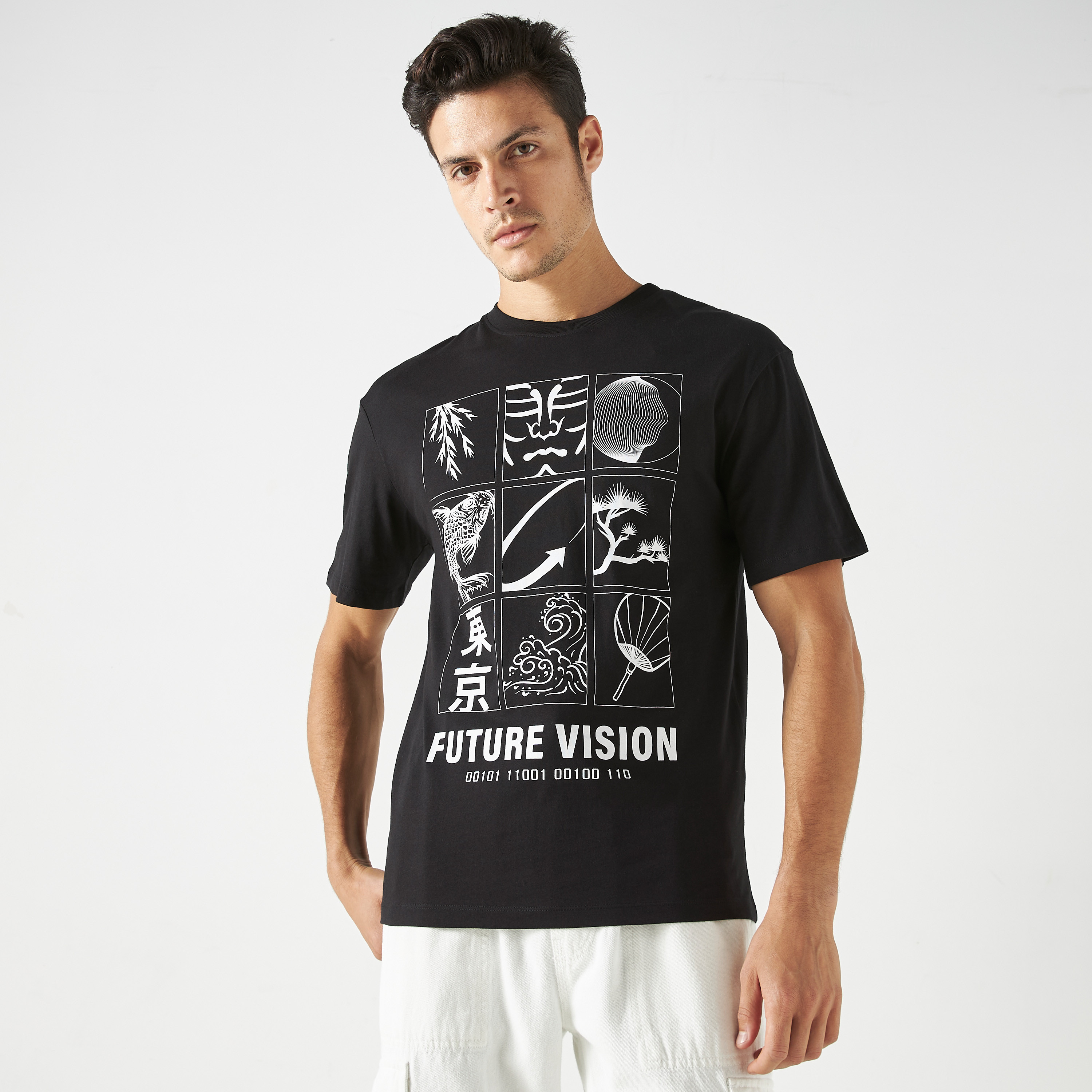تي شيرت من جاك آند جونز مع جرافيك بأكمام قصيرة و ياقة مستديرة-men-clothing-tshirtsandpolos-tshirts-image-1