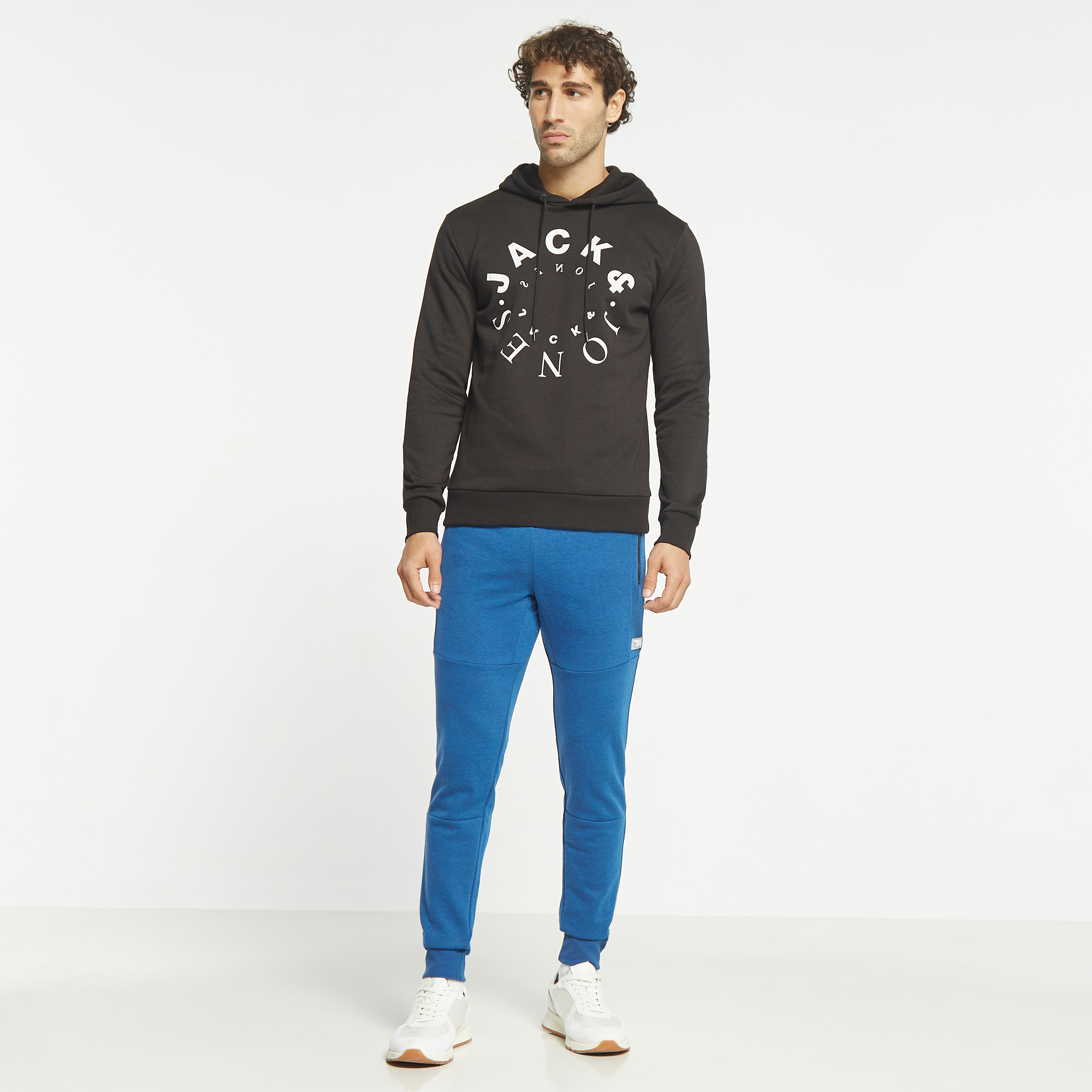 Jack & Jones Logo Long Sleeves Hoodie-men-winterwear-hoodiesandsweatshirts-image-2