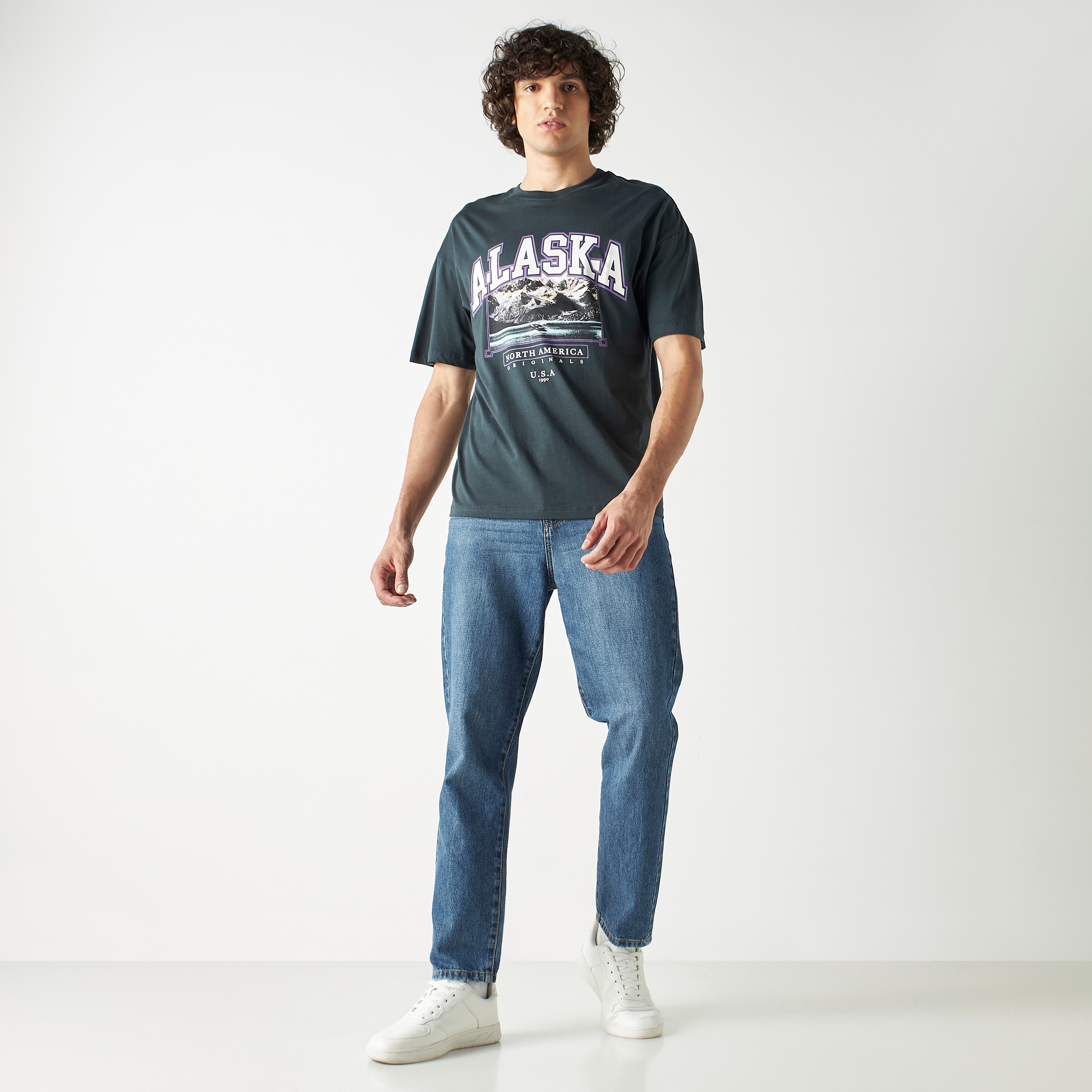 تي شيرت من جاك آند جونز مع مطبوع بأكمام قصيرة و ياقة مستديرة-men-clothing-tshirtsandpolos-tshirts-image-6