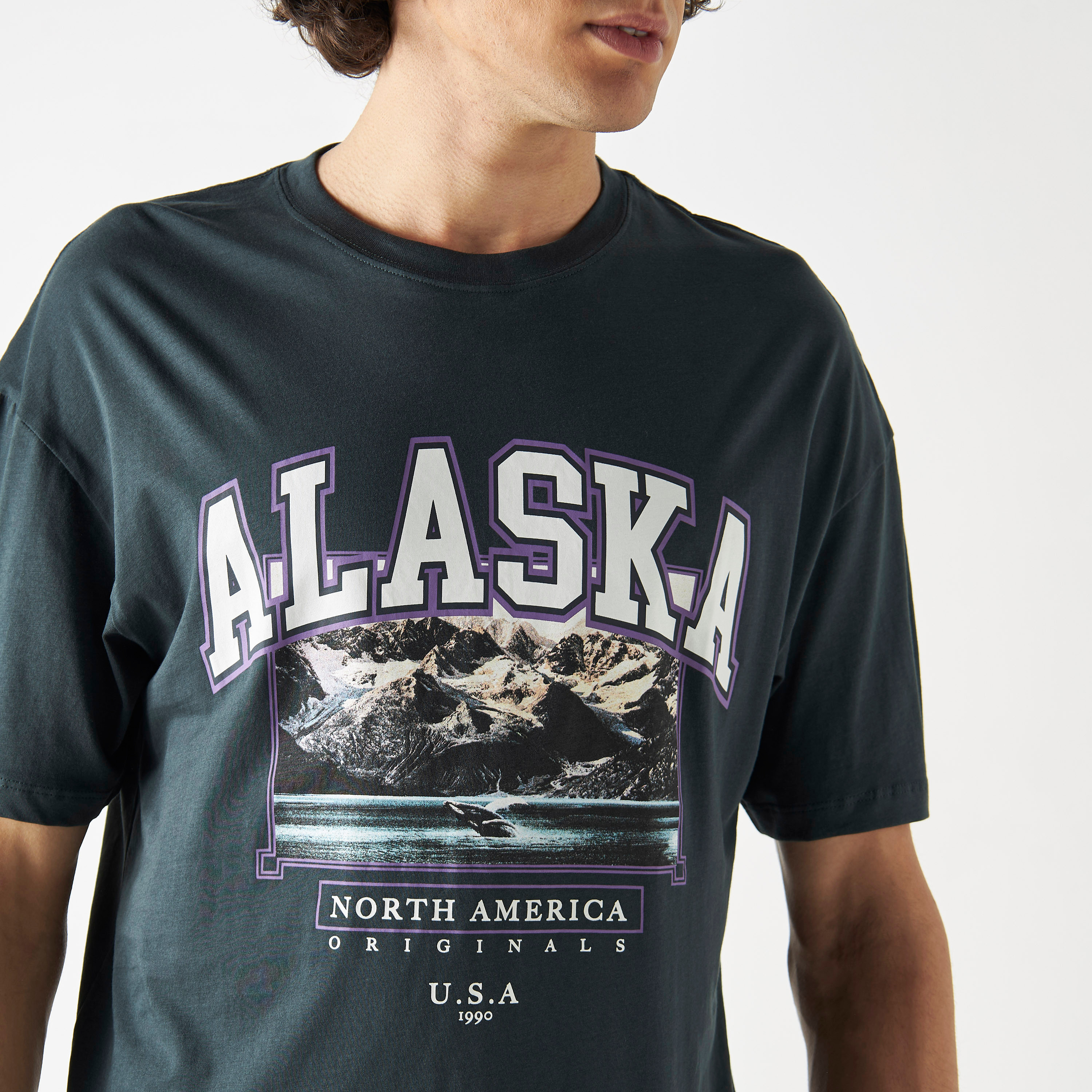 تي شيرت من جاك آند جونز مع مطبوع بأكمام قصيرة و ياقة مستديرة-men-clothing-tshirtsandpolos-tshirts-image-8