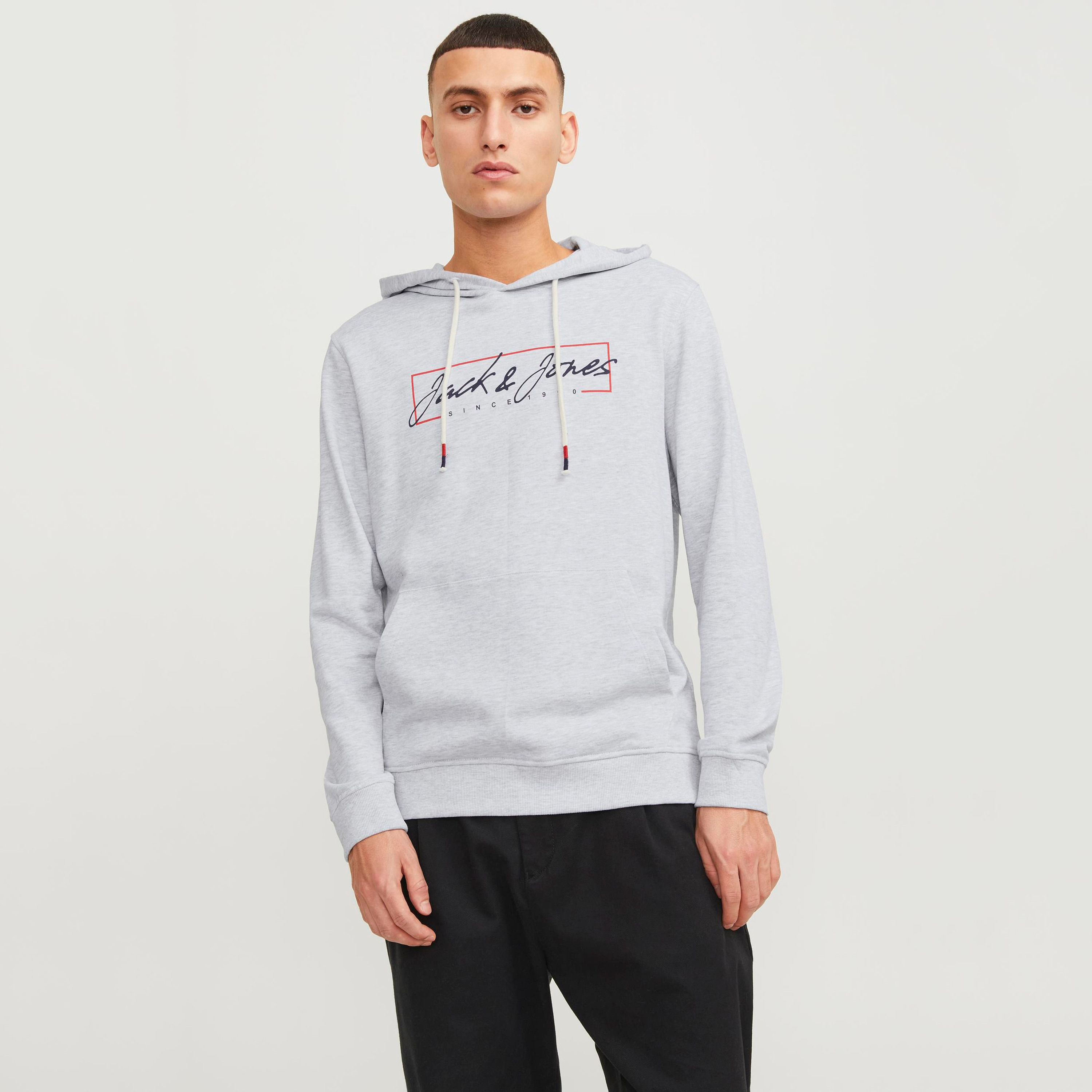 هودي بطبعة شعار من جاك آند جونز مع جيب الكنغر-men-winterwear-hoodiesandsweatshirts-image-8