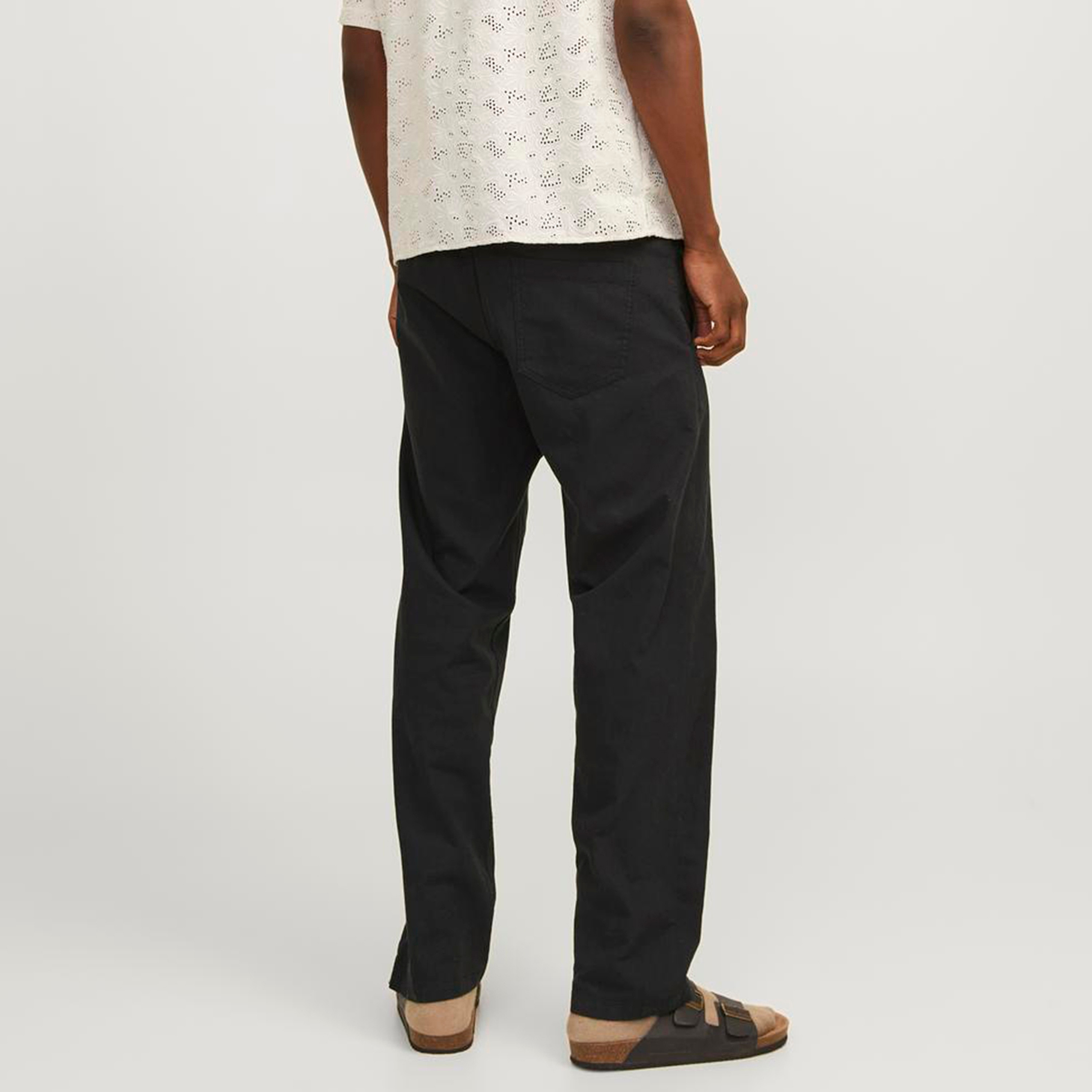بنطلون رجالي من جاك آند جونز بأزرار متوسطة الارتفاع-men-clothing-bottoms-trousersandchinos-trousers-image-5