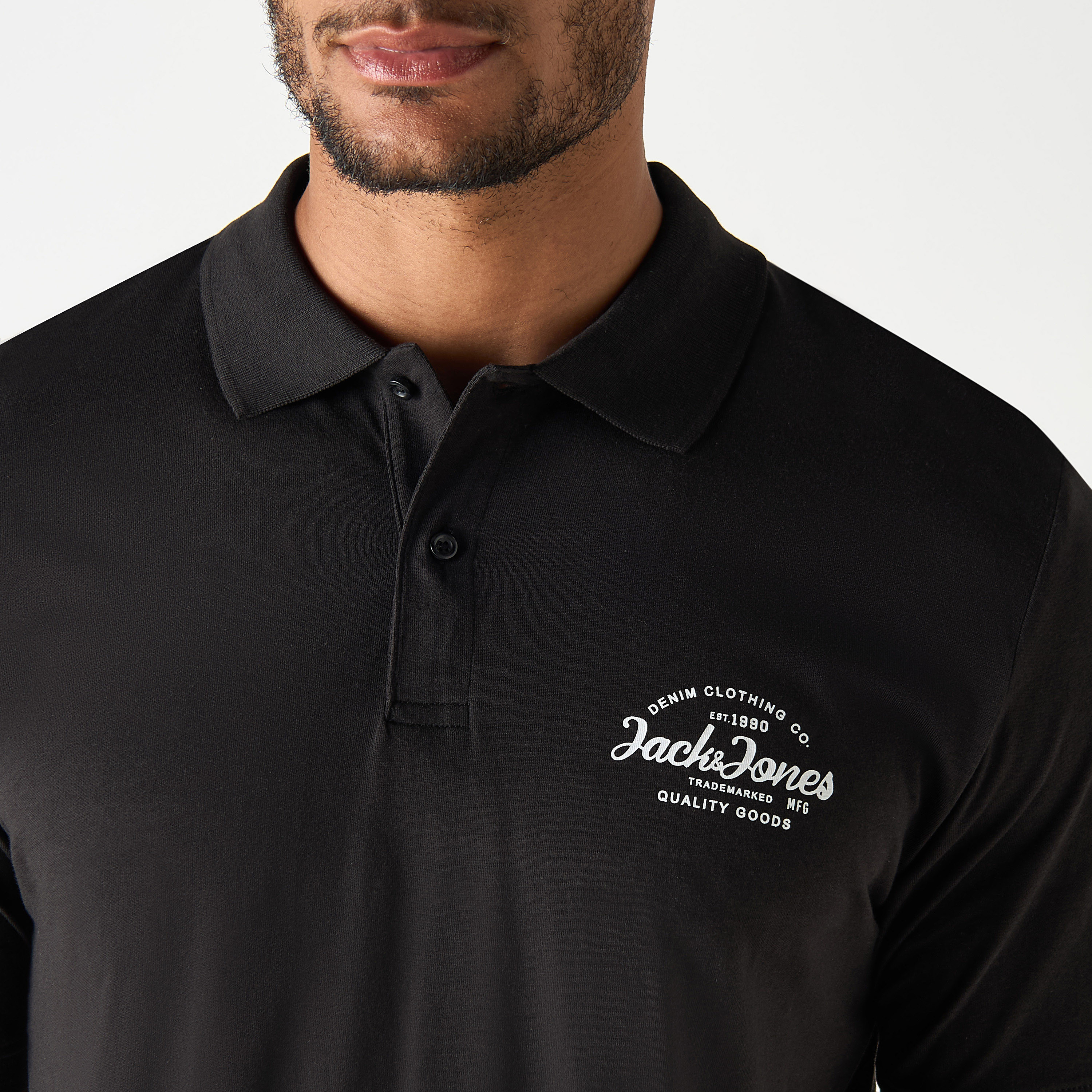 تيشيرت بولو بأكمام قصيرة وياقة وشعار من جاك آند جونز-men-clothing-tshirtsandpolos-polos-image-4