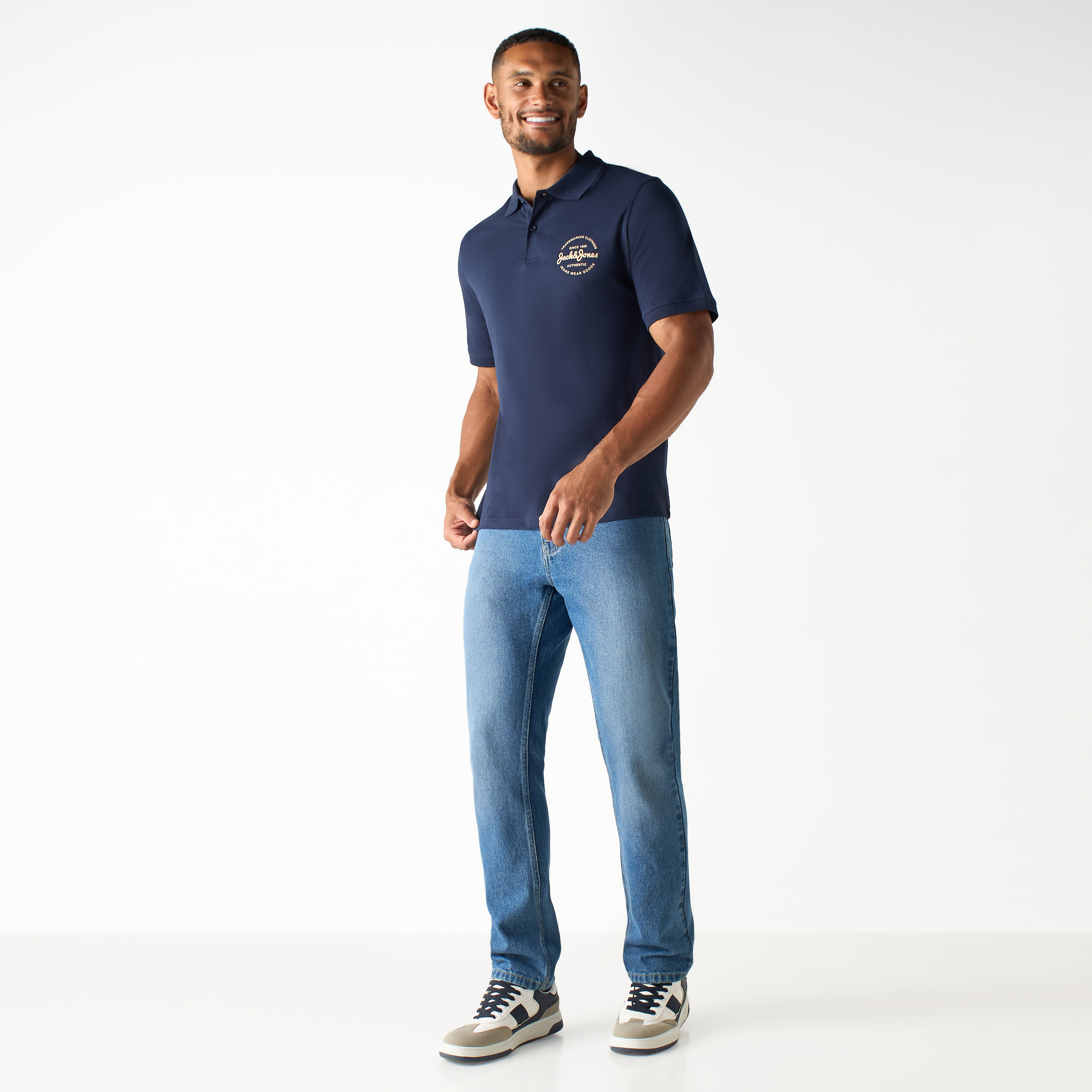 تيشيرت بولو بأكمام قصيرة وياقة وشعار من جاك آند جونز-men-clothing-tshirtsandpolos-polos-image-6