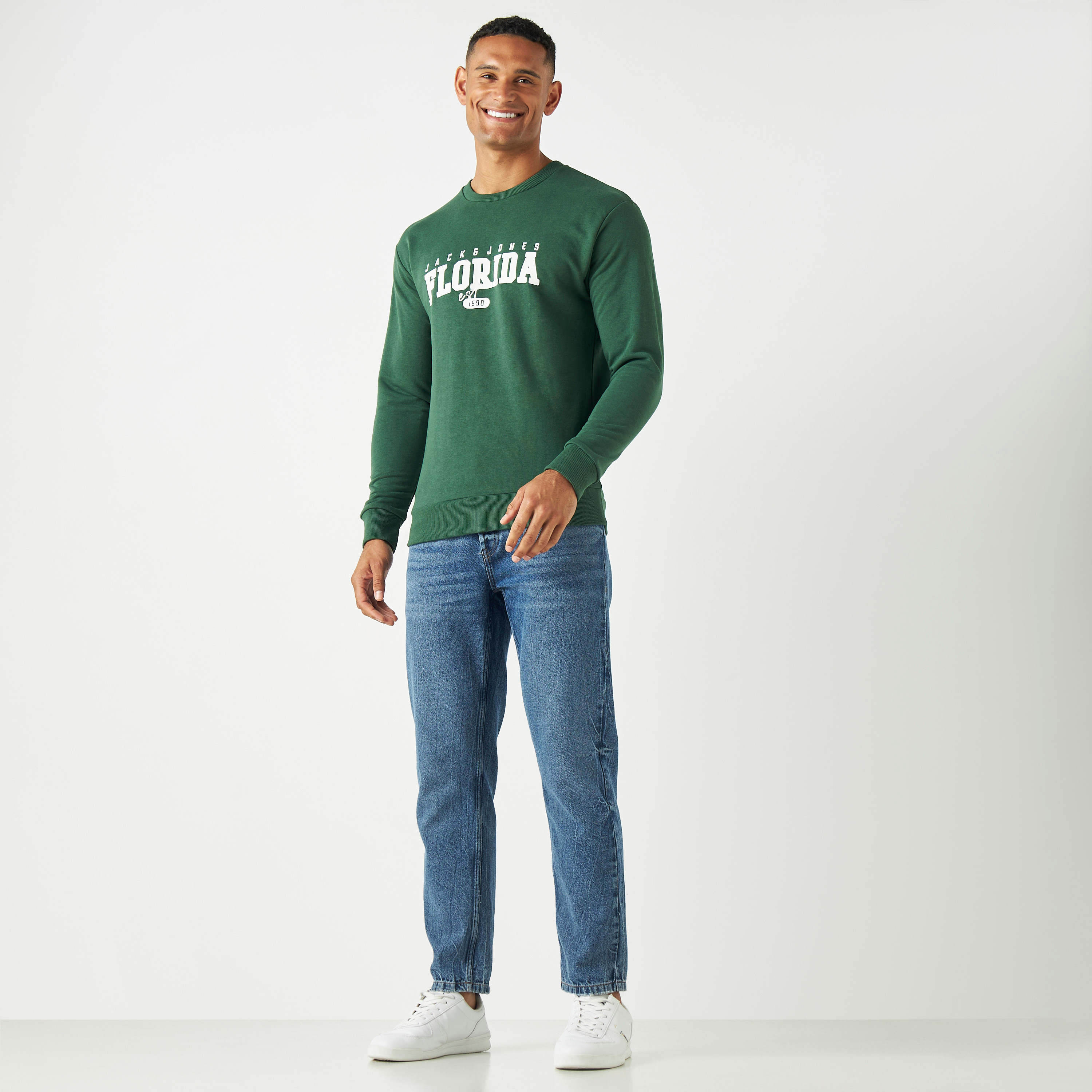 Jack & Jones Printed Crew Neck Sweatshirt-men-winterwear-hoodiesandsweatshirts-image-2