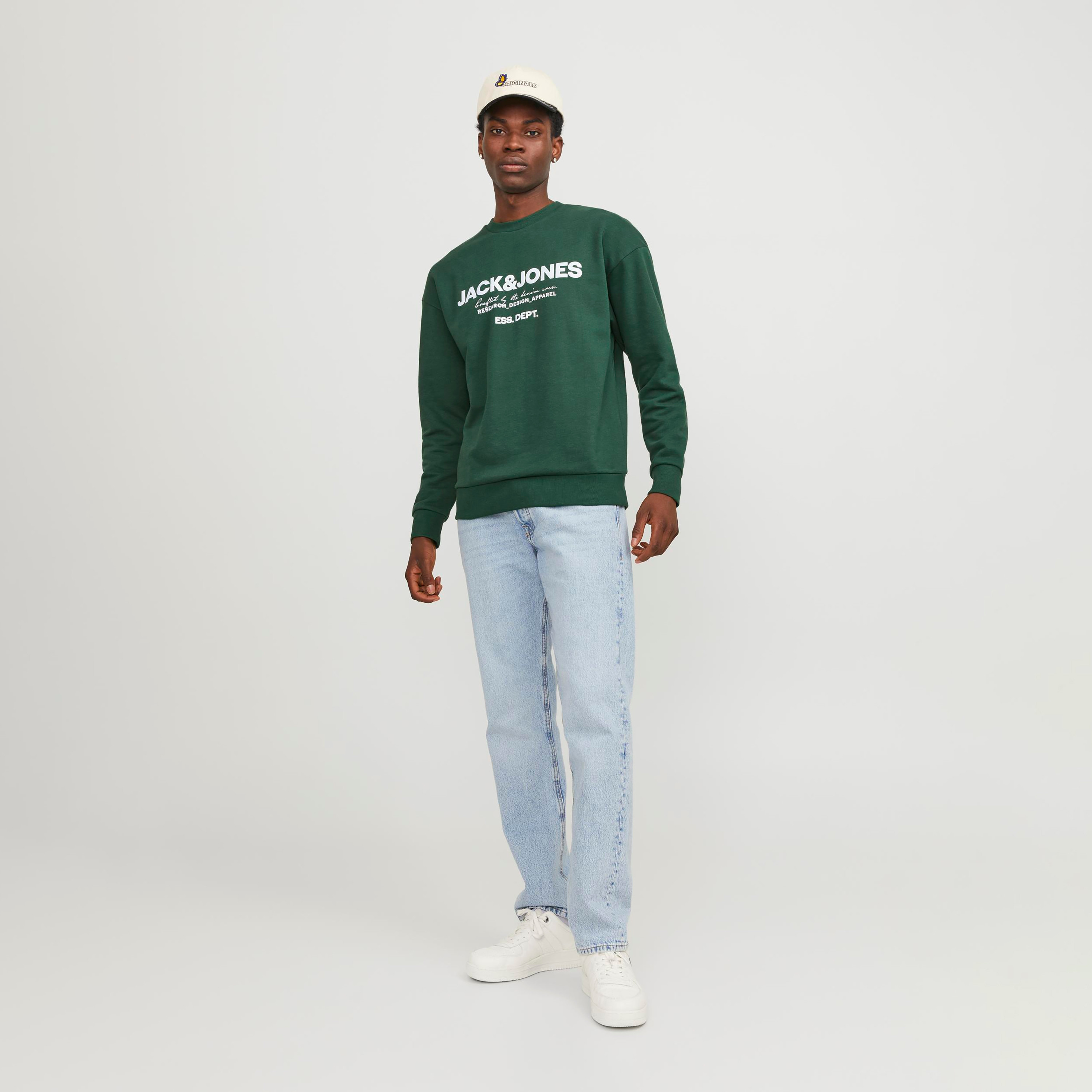 سويت شيرت من جاك آند جونز بأكمام طويلة وياقة مستديرة لوجو-men-winterwear-hoodiesandsweatshirts-image-14