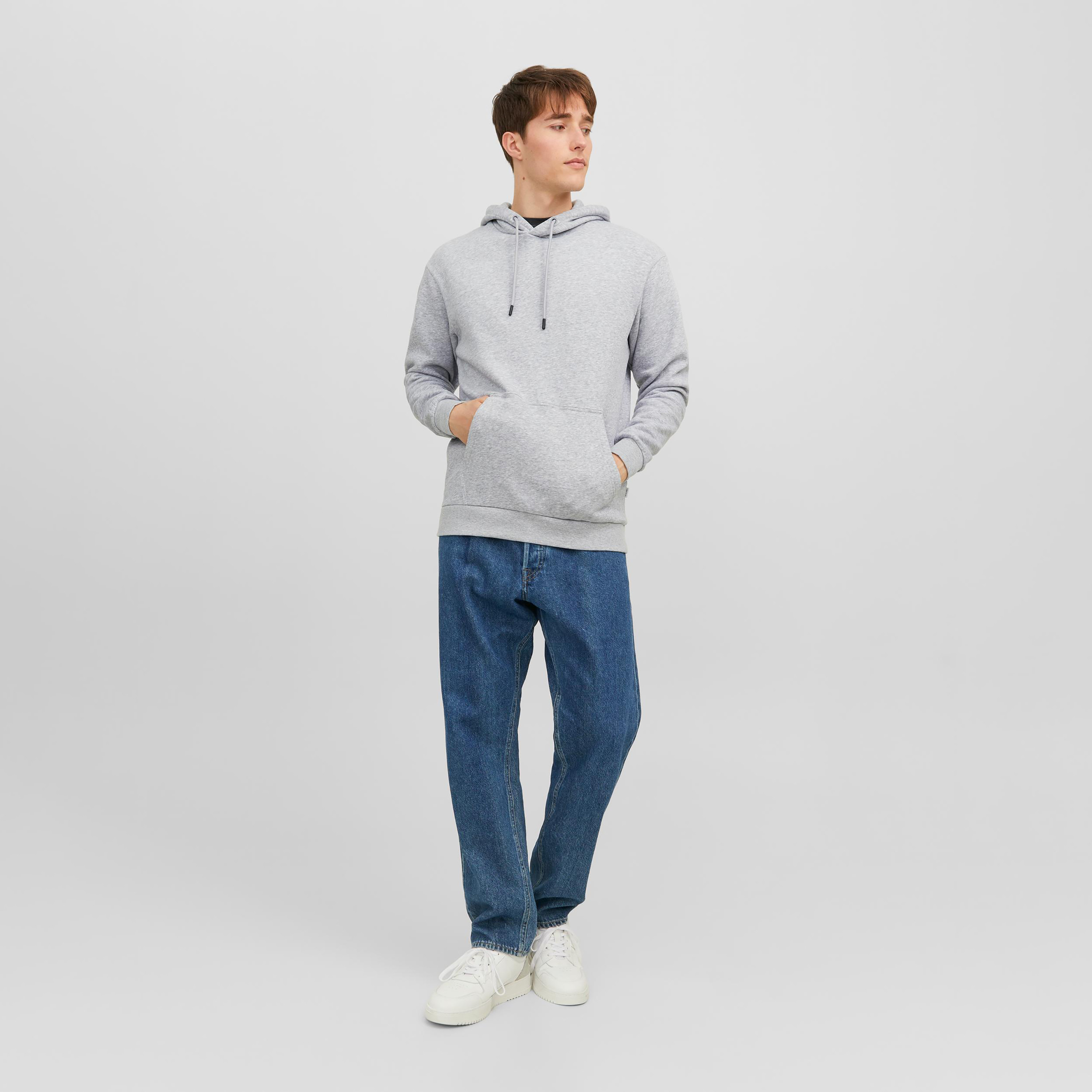 هوديز من جاك آند جونز سادة مع جيب كانغارو-men-winterwear-hoodiesandsweatshirts-image-6