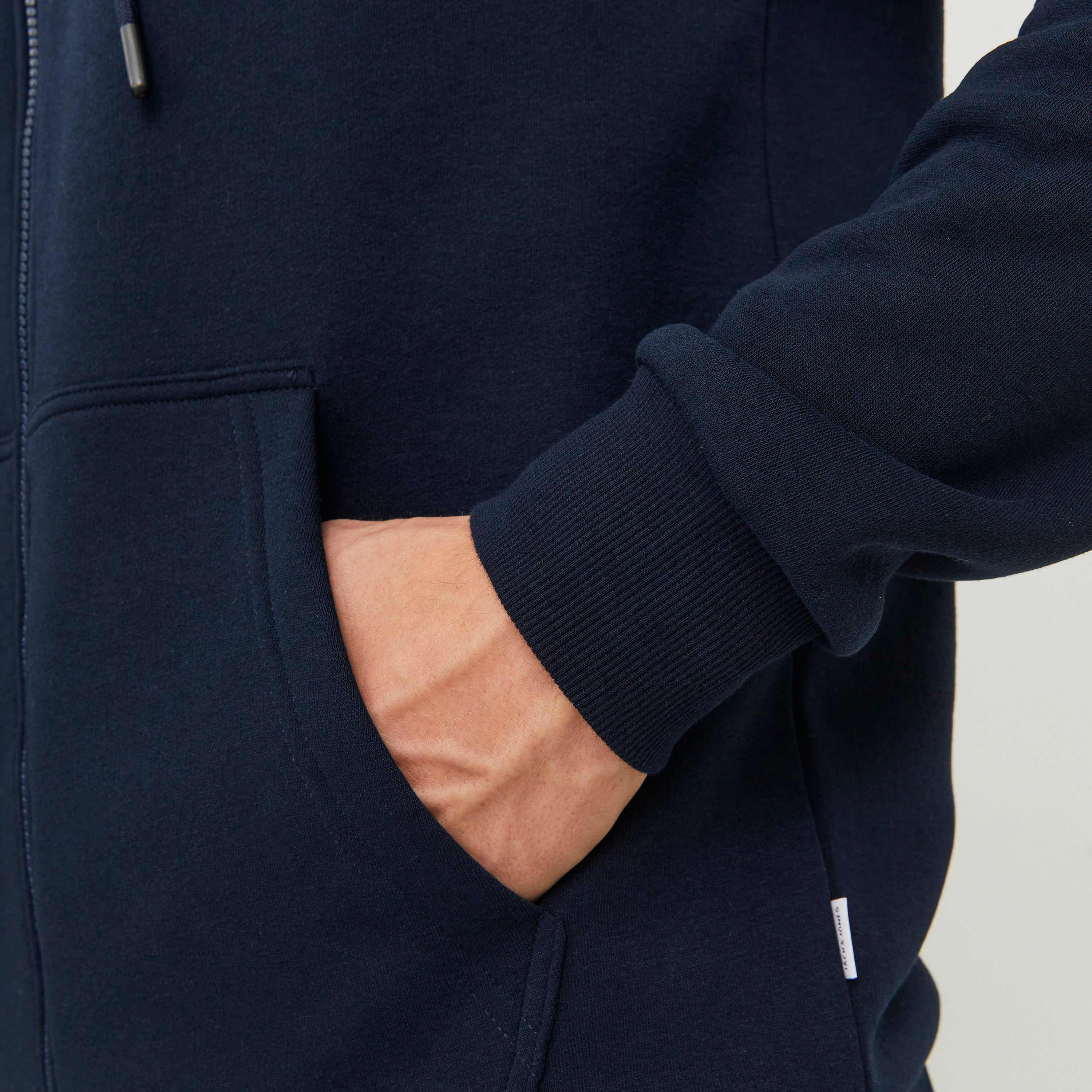 هودي رجالي سادة بأكمام طويلة وسحاب كامل من جاك آند جونز-men-winterwear-hoodiesandsweatshirts-image-6