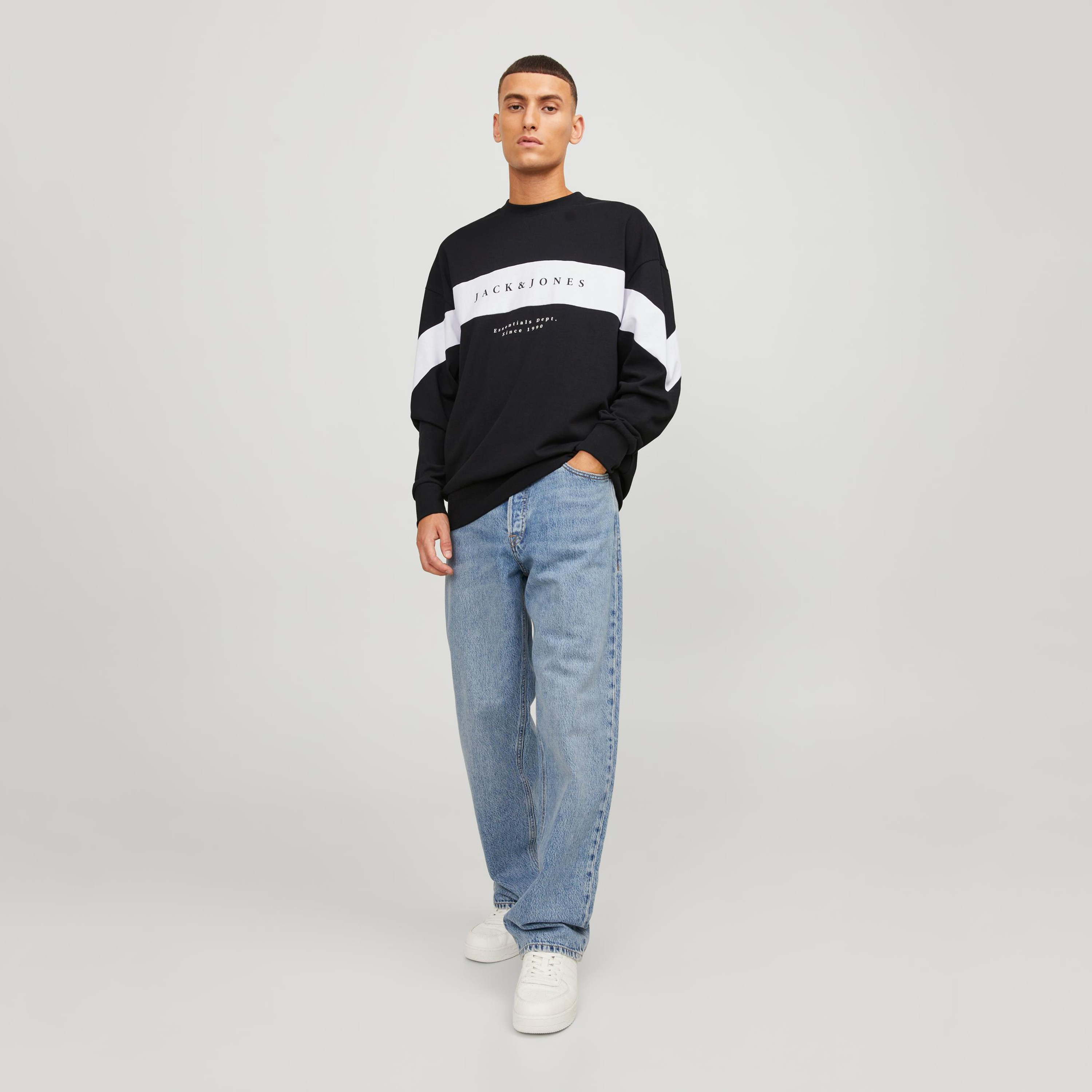 Jack & Jones Logo Print Crew Neck Sweatshirt-men-winterwear-hoodiesandsweatshirts-image-2