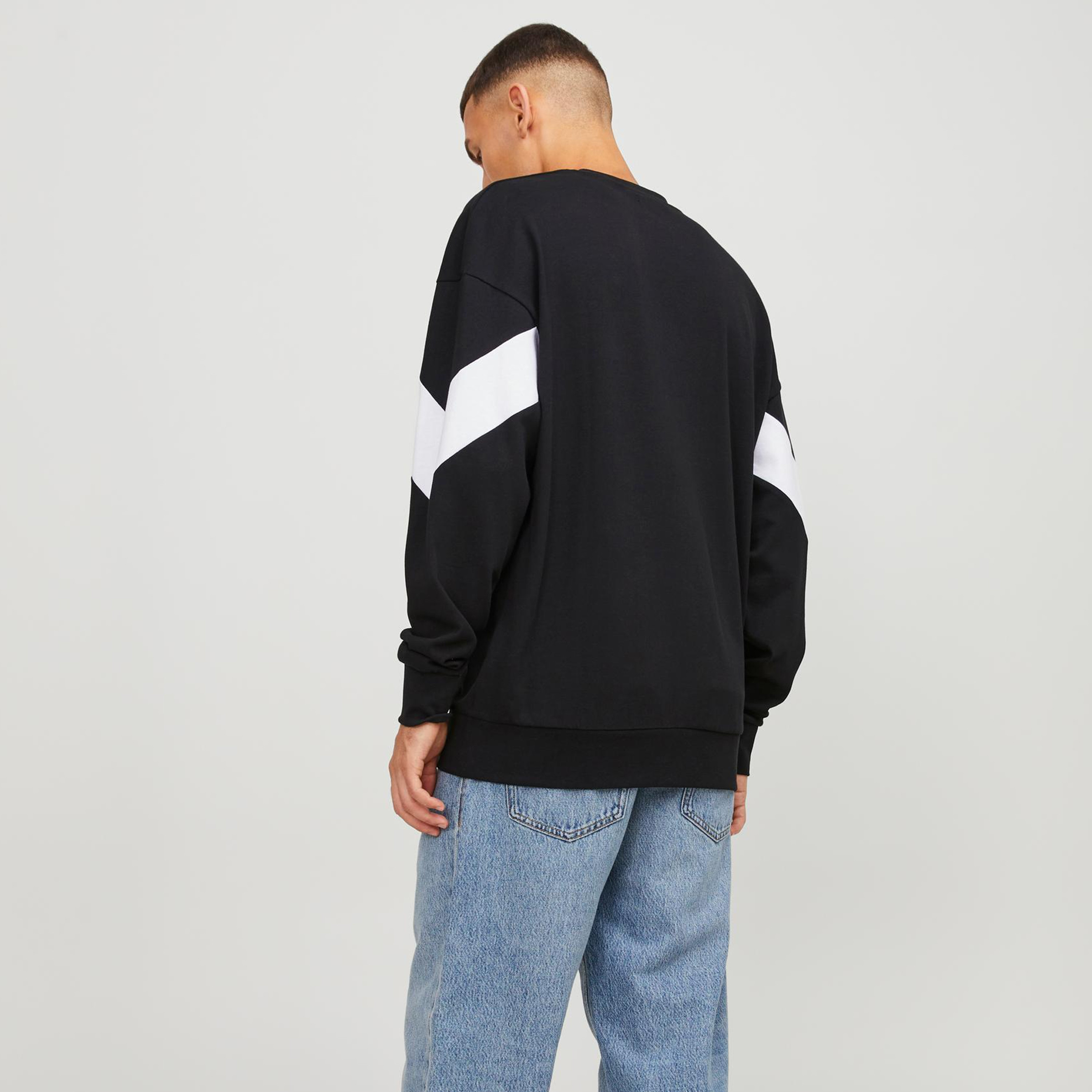Jack & Jones Logo Print Crew Neck Sweatshirt-men-winterwear-hoodiesandsweatshirts-image-4