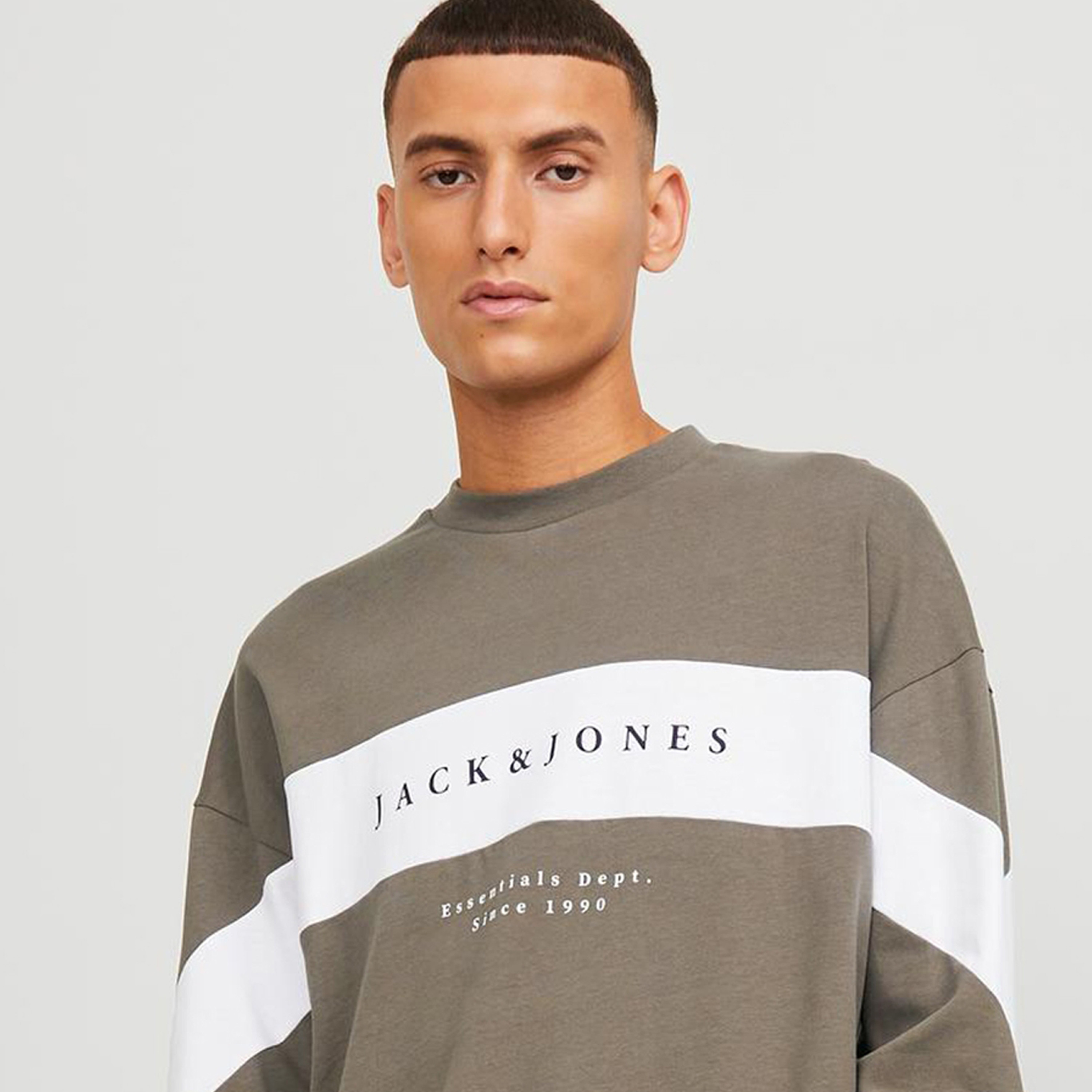 Jack & Jones Logo Print Crew Neck Sweatshirt-men-winterwear-hoodiesandsweatshirts-image-3