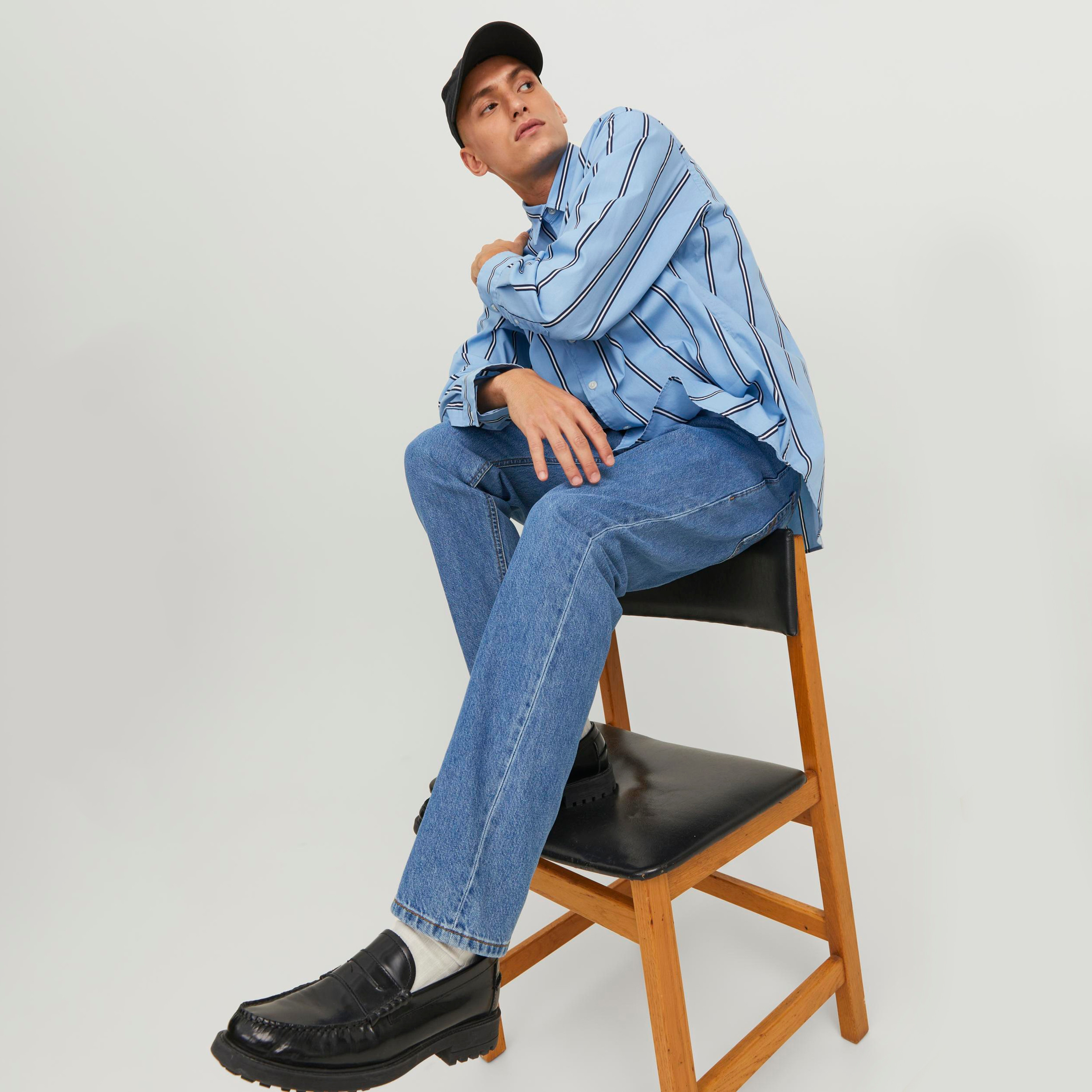 Jack & Jones Blue Relaxed Fit High-Rise Classic Five-Pocket Jeans-men-clothing-bottoms-jeans-image-5
