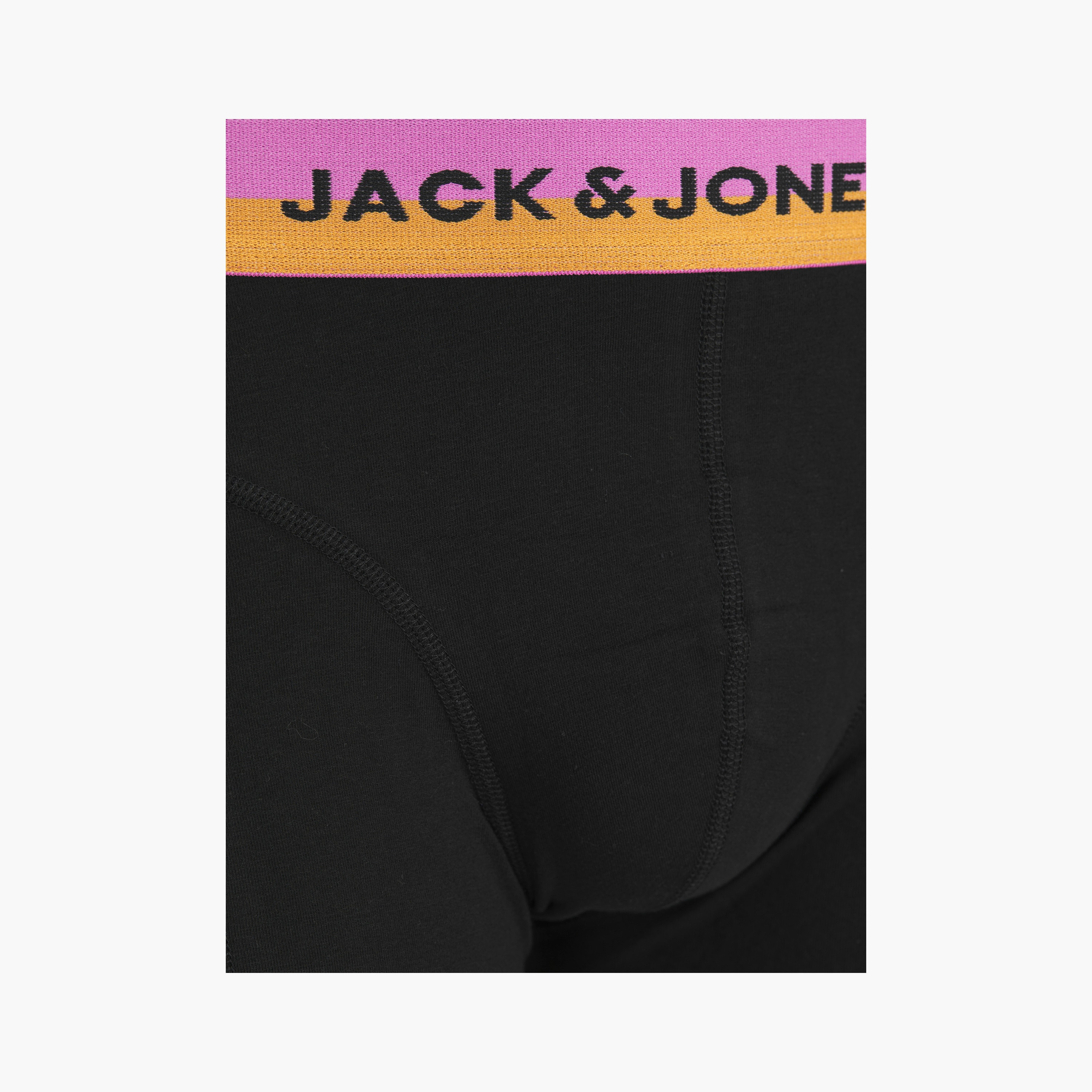 مجموعة جاك آند جونز مكونة من 5 ترنكس سادة مع حزام خصر مطبوع عليه العلامة التجارية-men-clothing-innerwear-underwear-image-3
