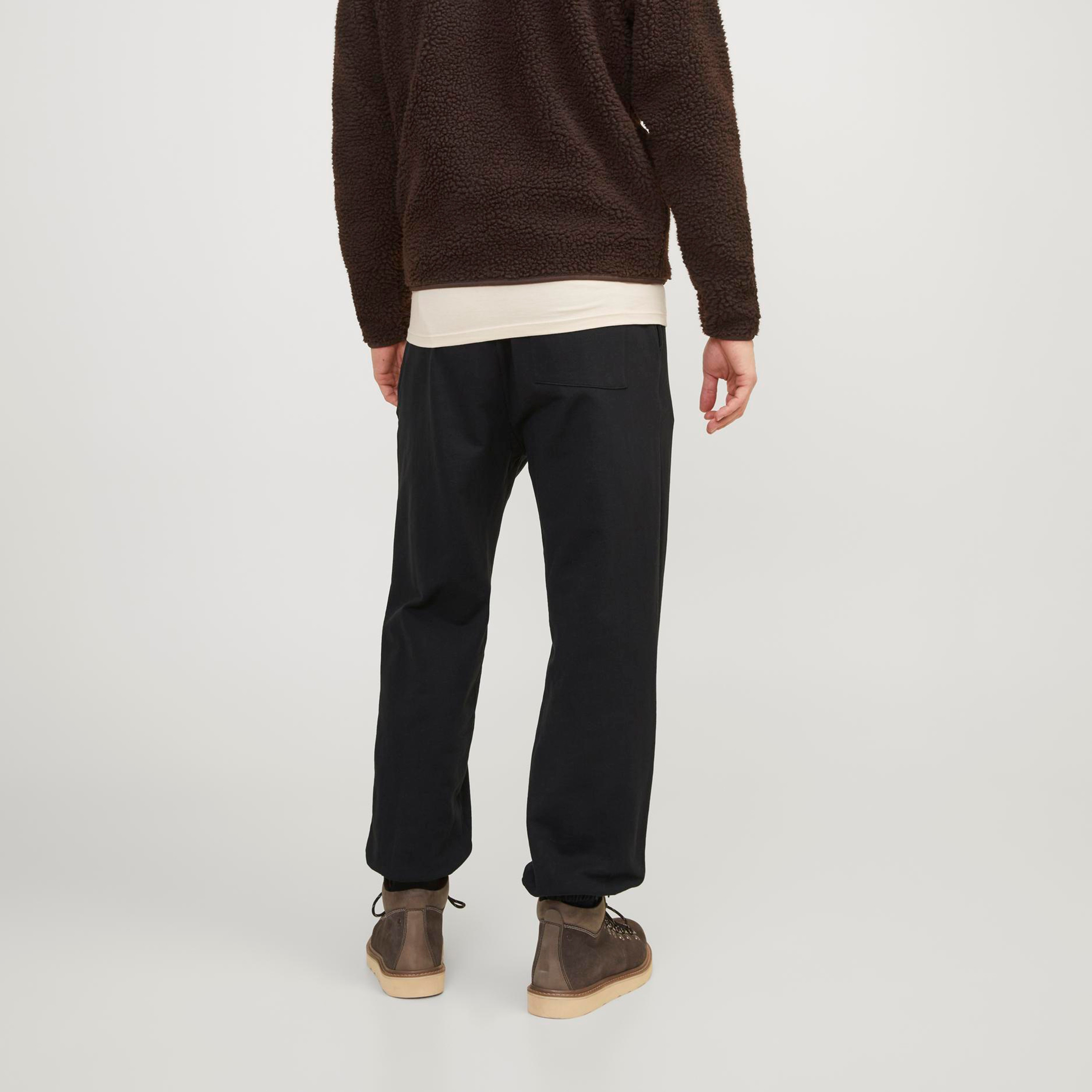 Jack & Jones Black Wide Fit Mid-Rise Classic Five-Pocket Jogger-men-clothing-bottoms-joggers-image-4