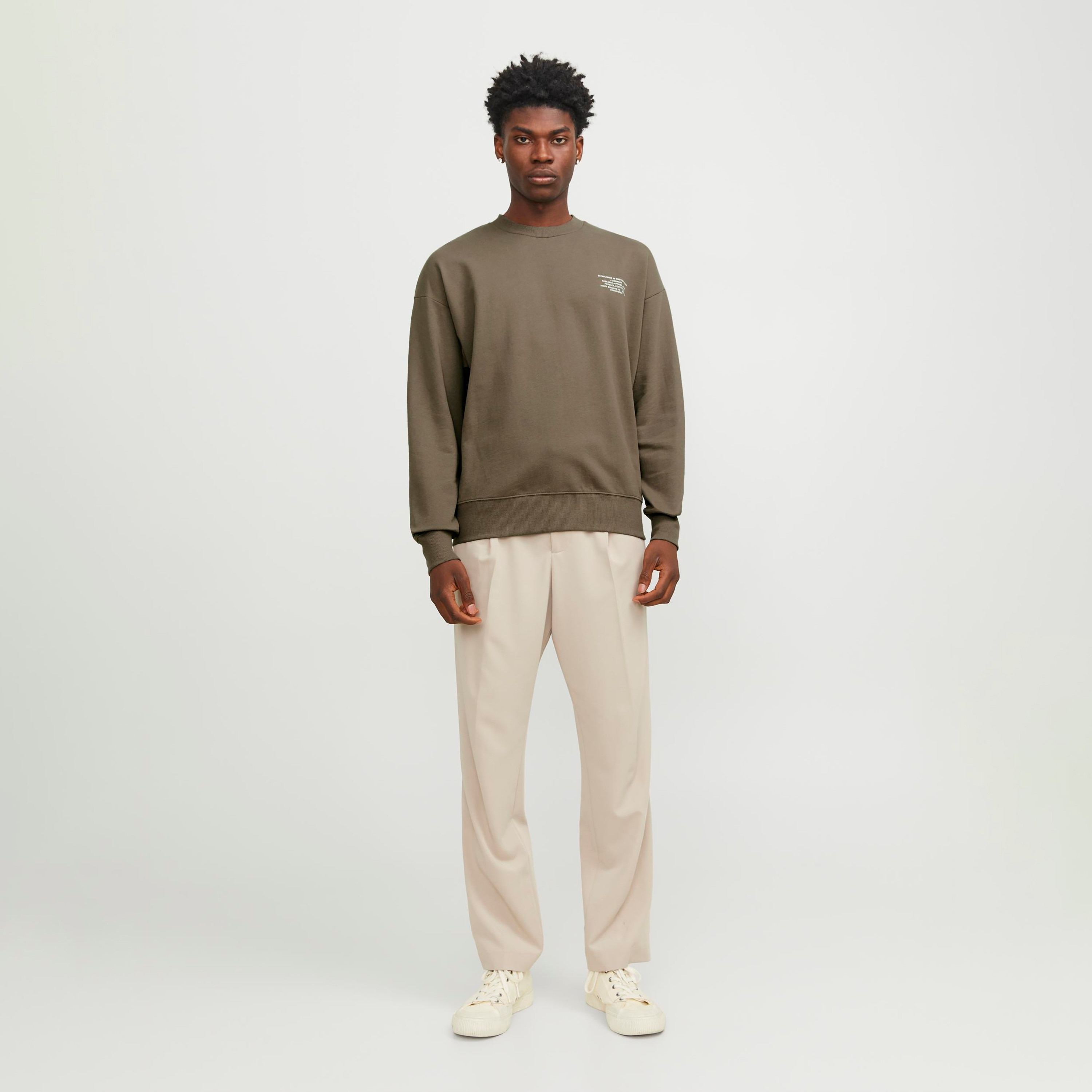 Jack & Jones Plain Crew Neck Long Sleeves Oversized Sweatshirt-men-winterwear-hoodiesandsweatshirts-image-6