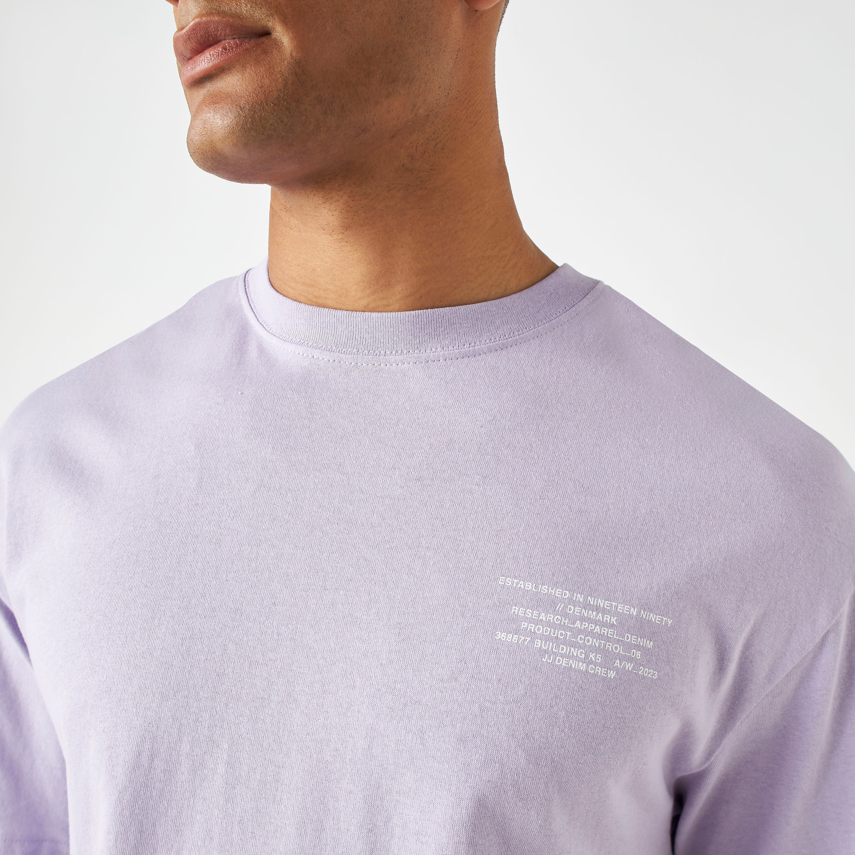 تيشيرت بأكمام قصيرة وياقة دائرية سادة من جاك آند جونز-men-clothing-tshirtsandpolos-tshirts-image-12