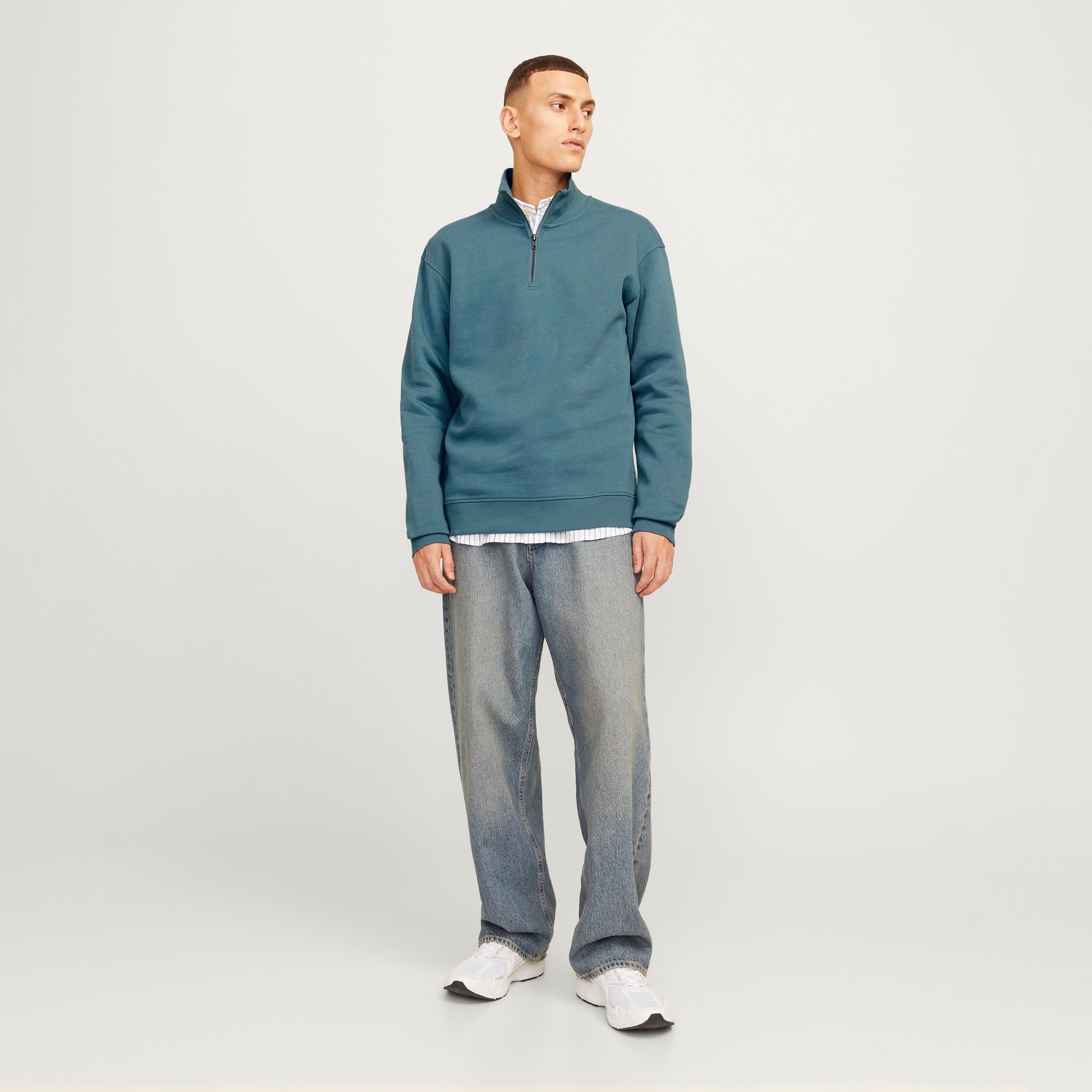 Jack & Jones Plain High Neck Long Sleeves Men's Sweatshirt-men-clothing-hoodiesandsweatshirts-image-2