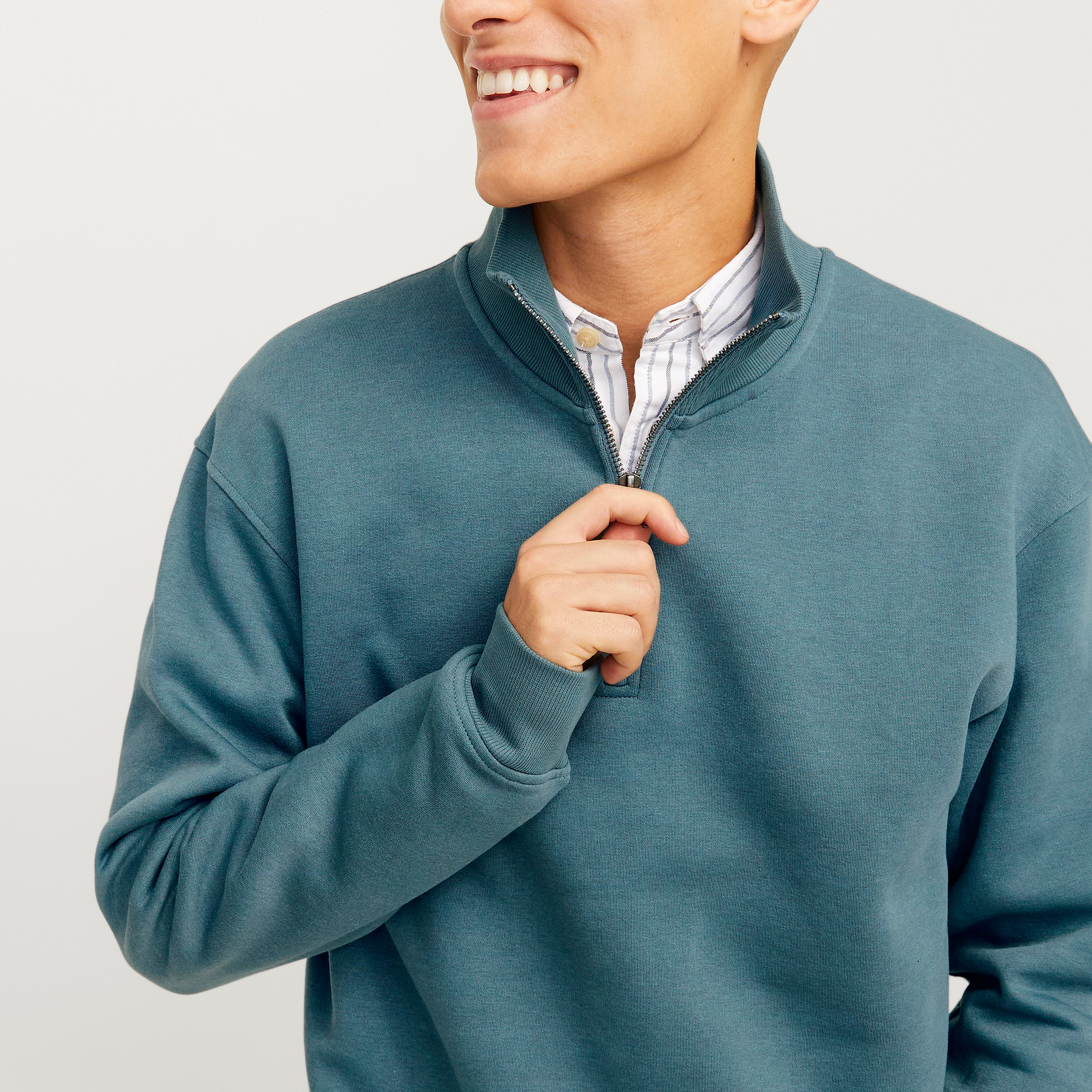 Jack & Jones Plain High Neck Long Sleeves Men's Sweatshirt-men-clothing-hoodiesandsweatshirts-image-3