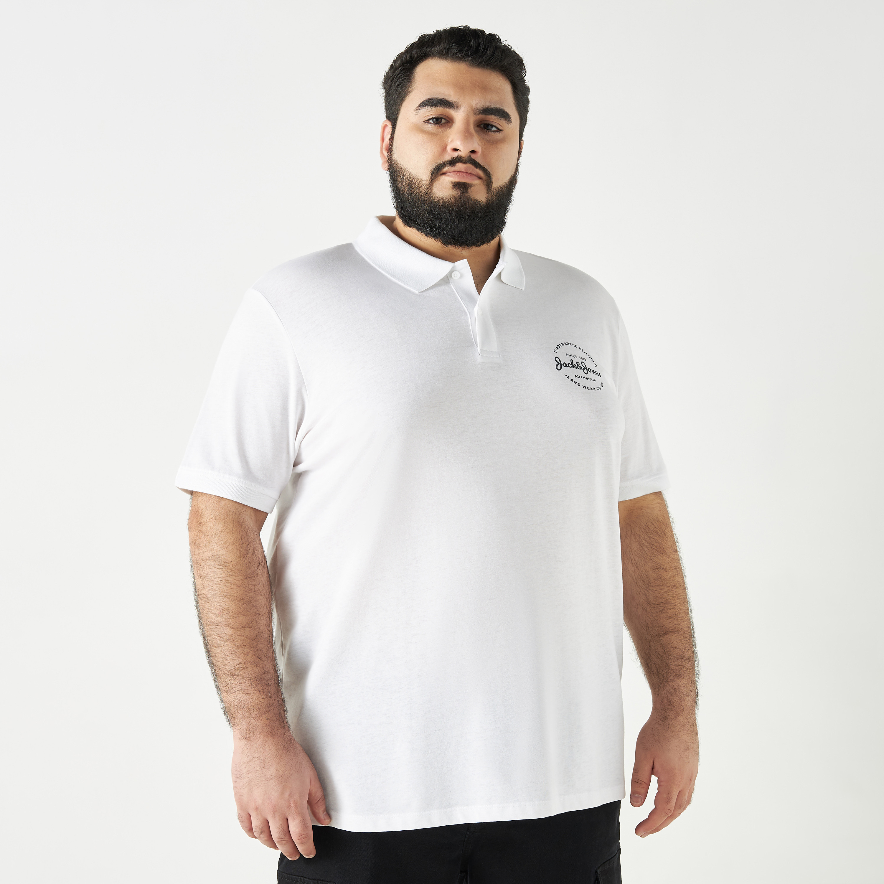 تيشيرت بولو مطبوع بمقاس كبير من جاك آند جونز-men-clothing-tshirtsandpolos-tshirts-image-1