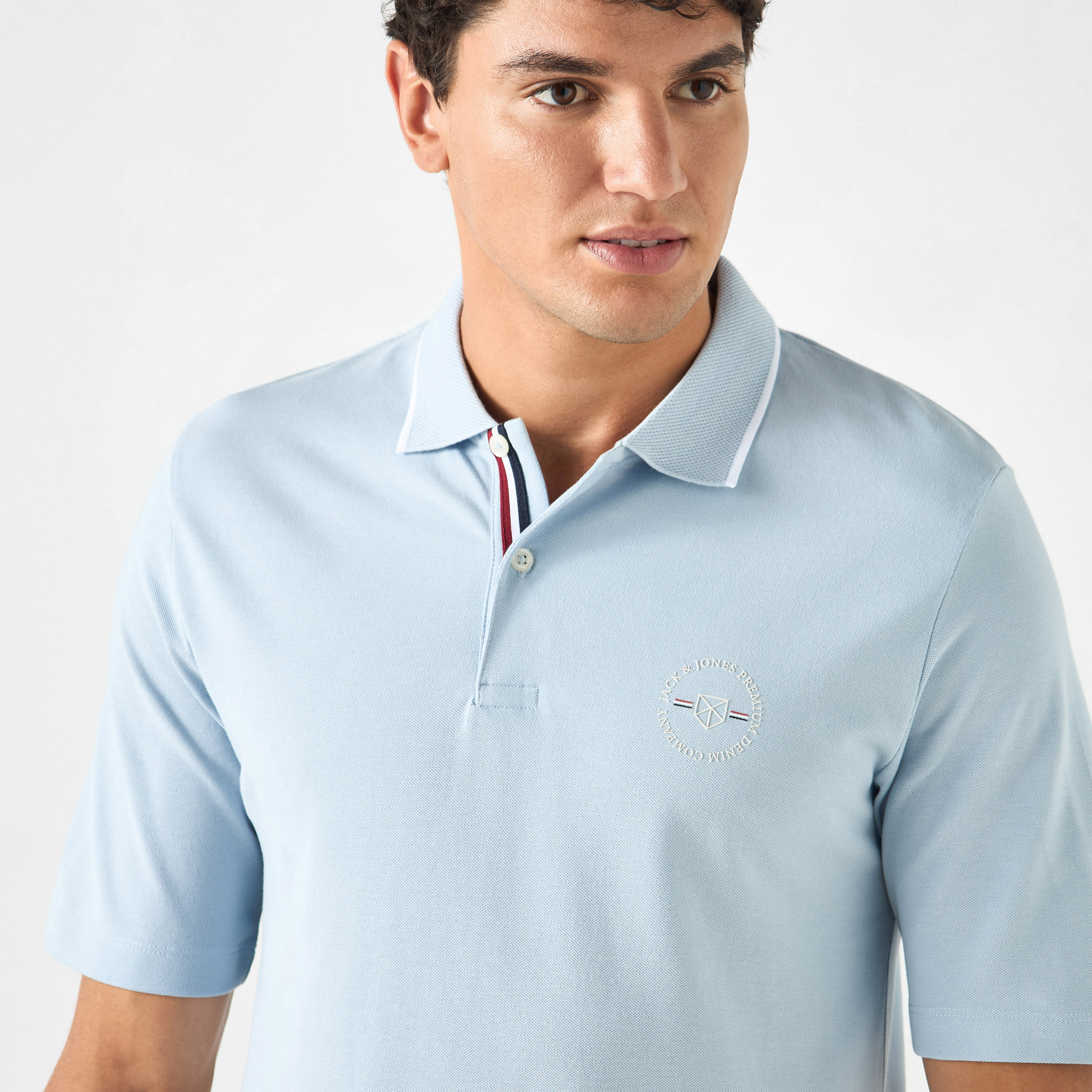 بولو تي شيرت من جاك آند جونز بأكمام قصيرة مع ياقة سادة-men-clothing-tshirtsandpolos-polos-image-8