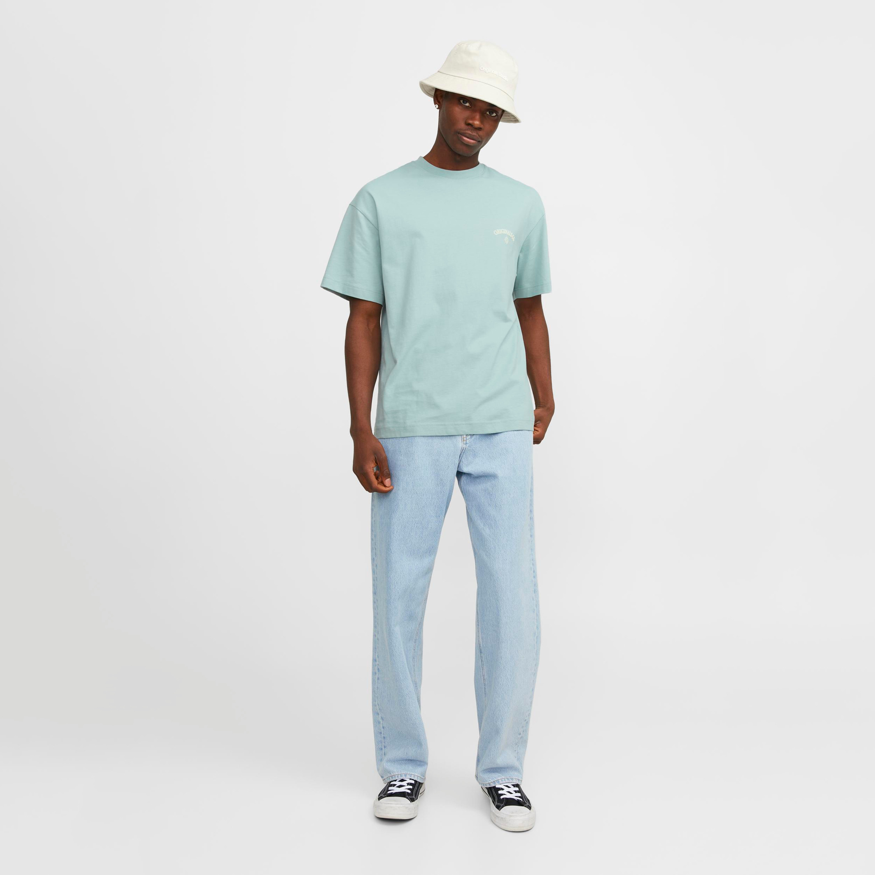 تيشيرت بأكمام قصيرة وياقة دائرية وطبعات من جاك آند جونز-men-clothing-tshirtsandpolos-tshirts-image-11