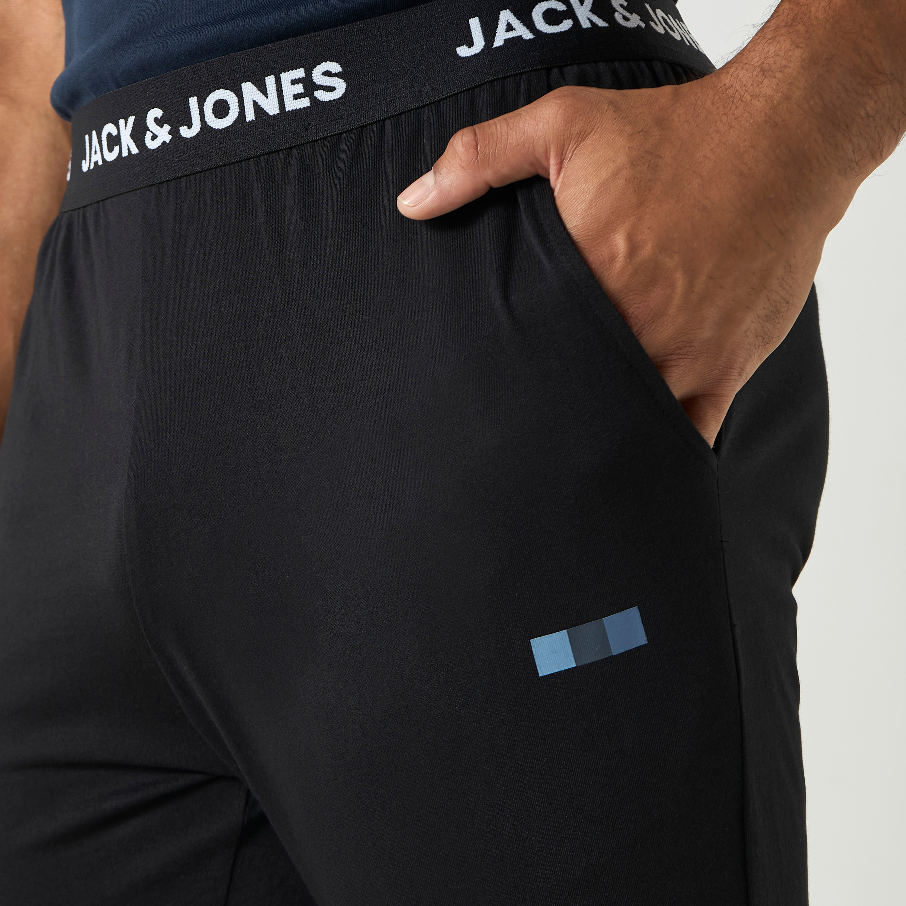 Jack & Jones Plain Mid Waist Lounge Pyjama-men-clothing-nightwear-pyjamaandshorts-image-4