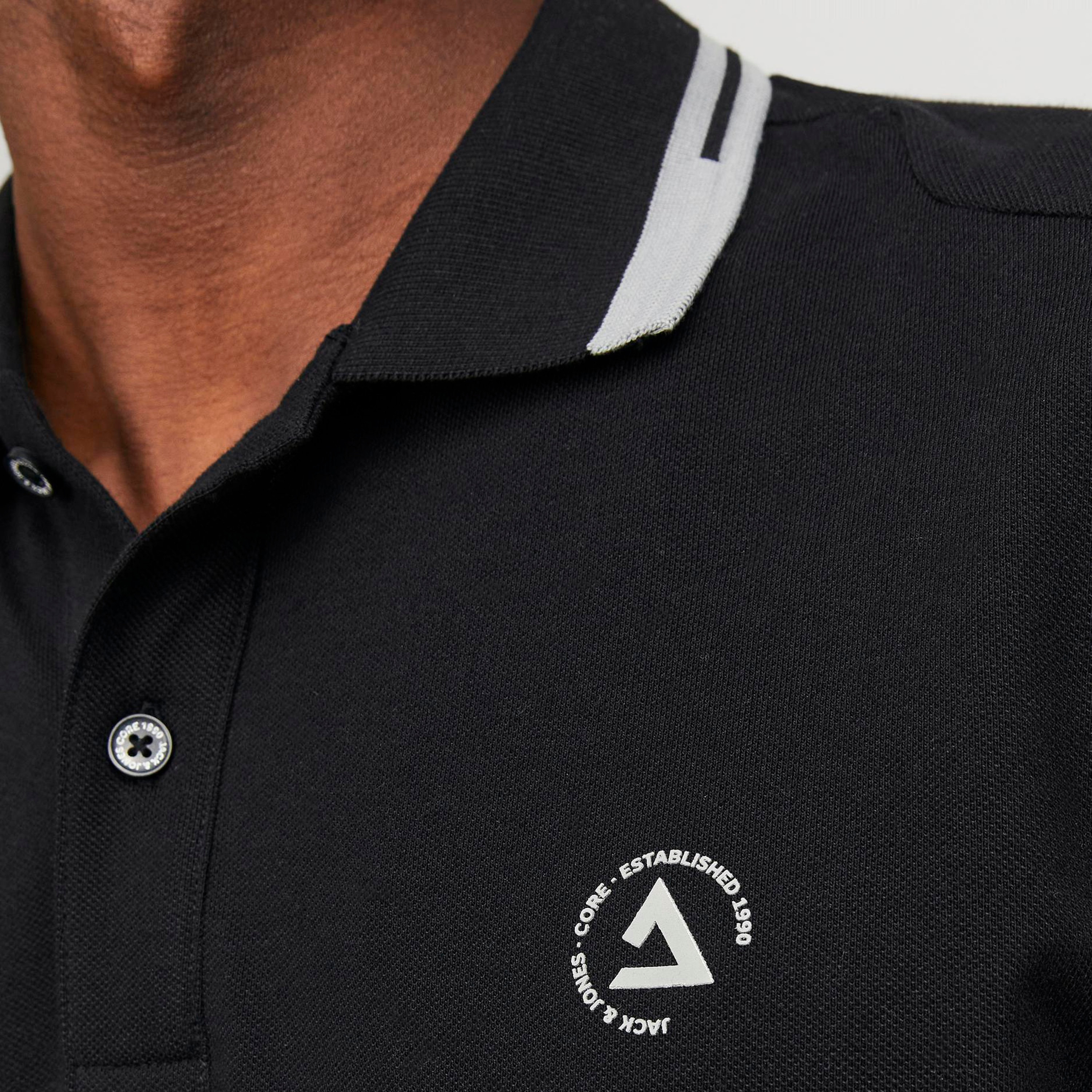 بولو تي شيرت من جاك آند جونز بأكمام قصيرة سادة-men-clothing-tshirtsandpolos-polos-image-3