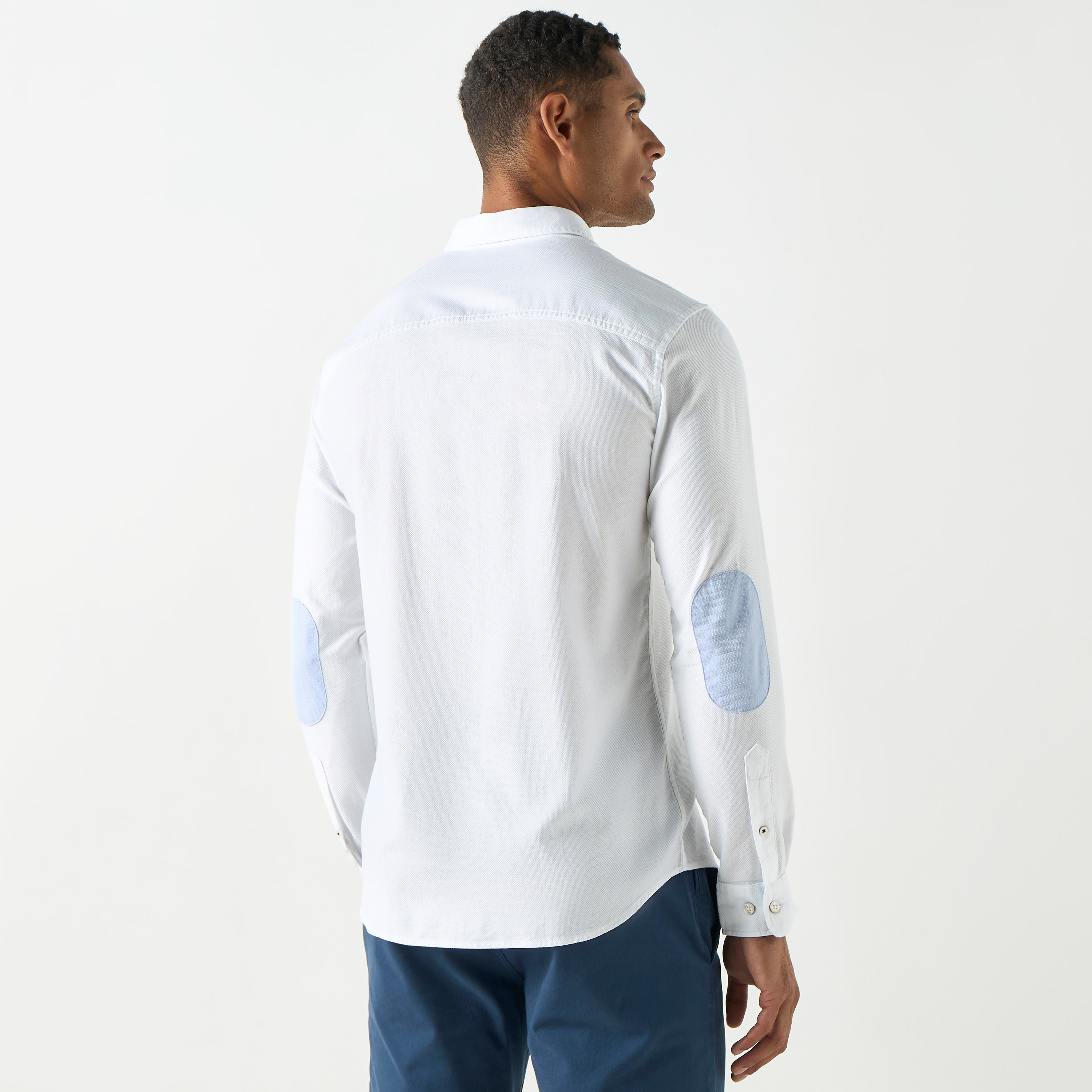 قميص كاجوال من جاك آند جونز بياقة وأكمام طويلة سادة-men-clothing-shirts-image-8