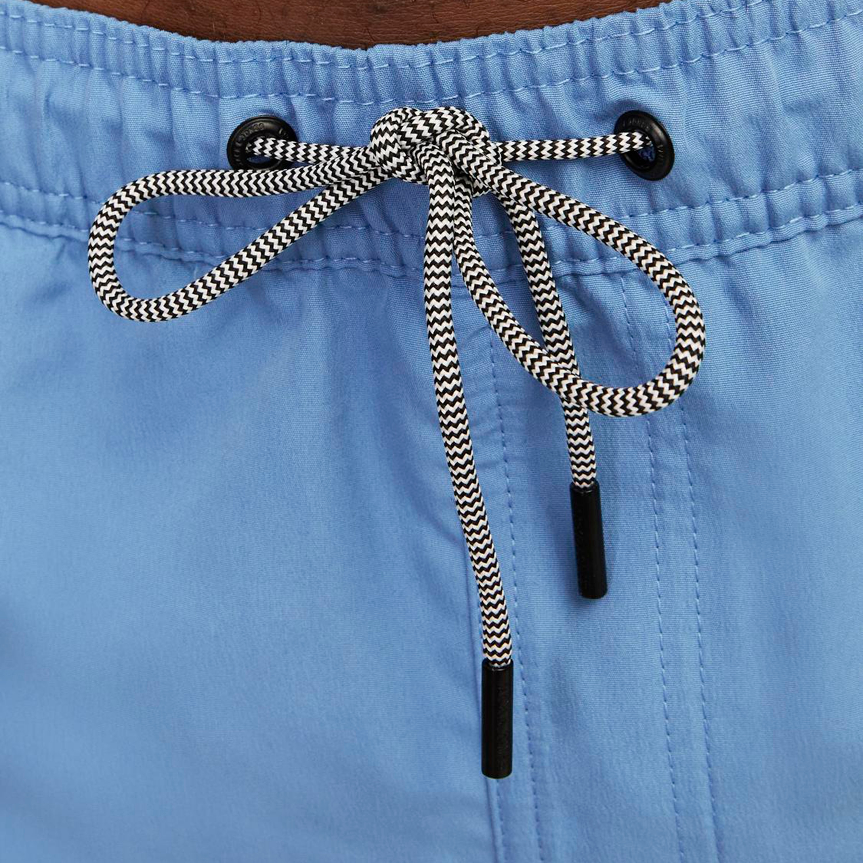 شورت سباحة من جاك آند جونز برباط مع شعار-men-clothing-swimandbeach-shorts-image-4