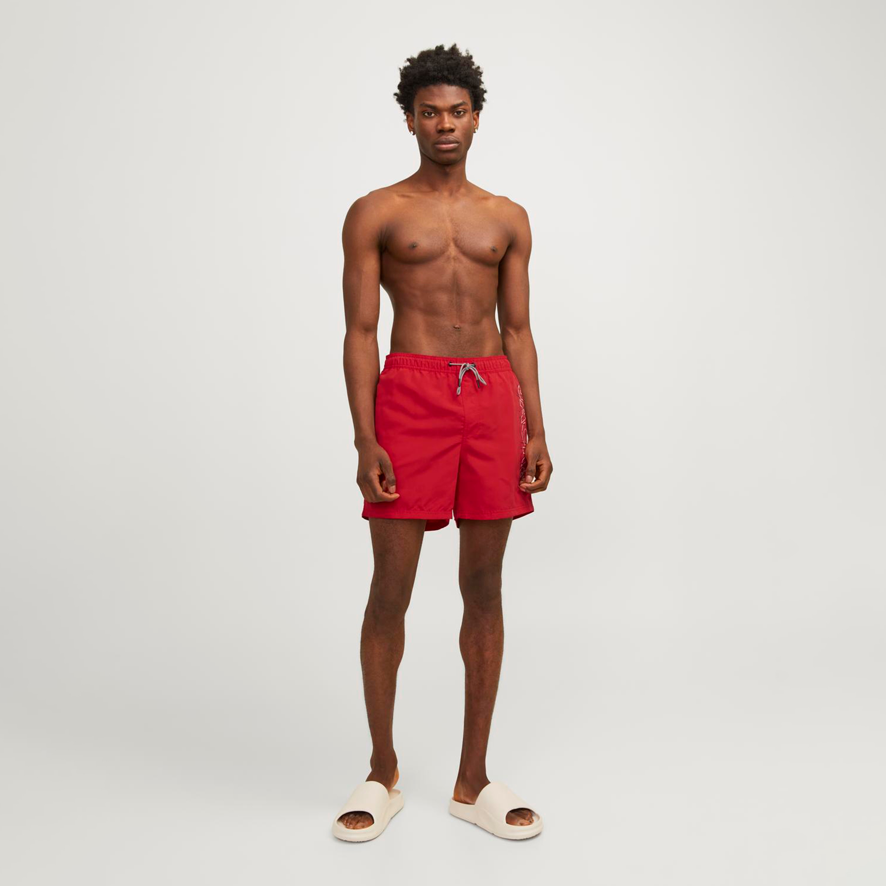 شورت سباحة من جاك آند جونز برباط مع شعار-men-clothing-swimandbeach-shorts-image-1