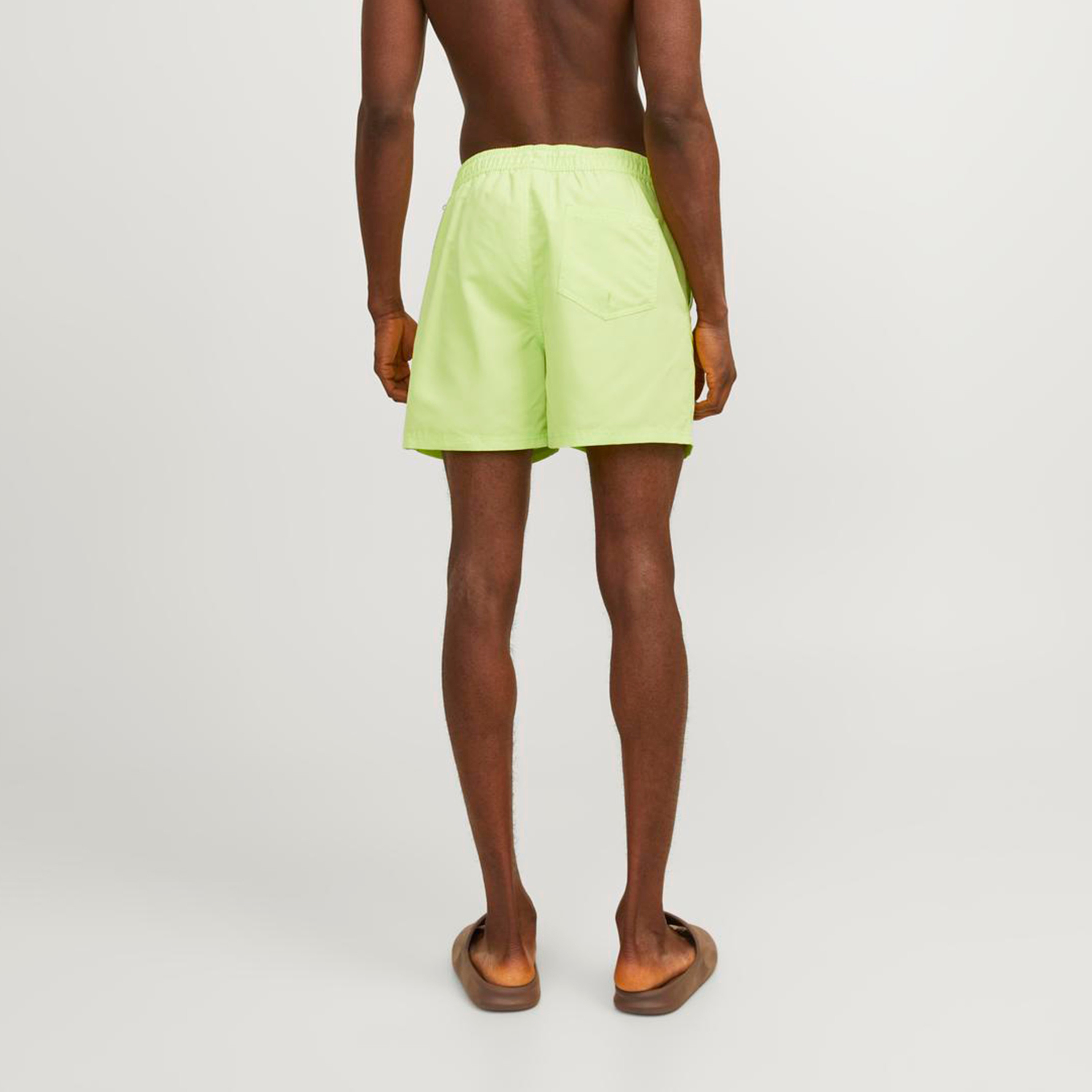 شورت سباحة من جاك آند جونز برباط مع شعار-men-clothing-swimandbeach-shorts-image-16