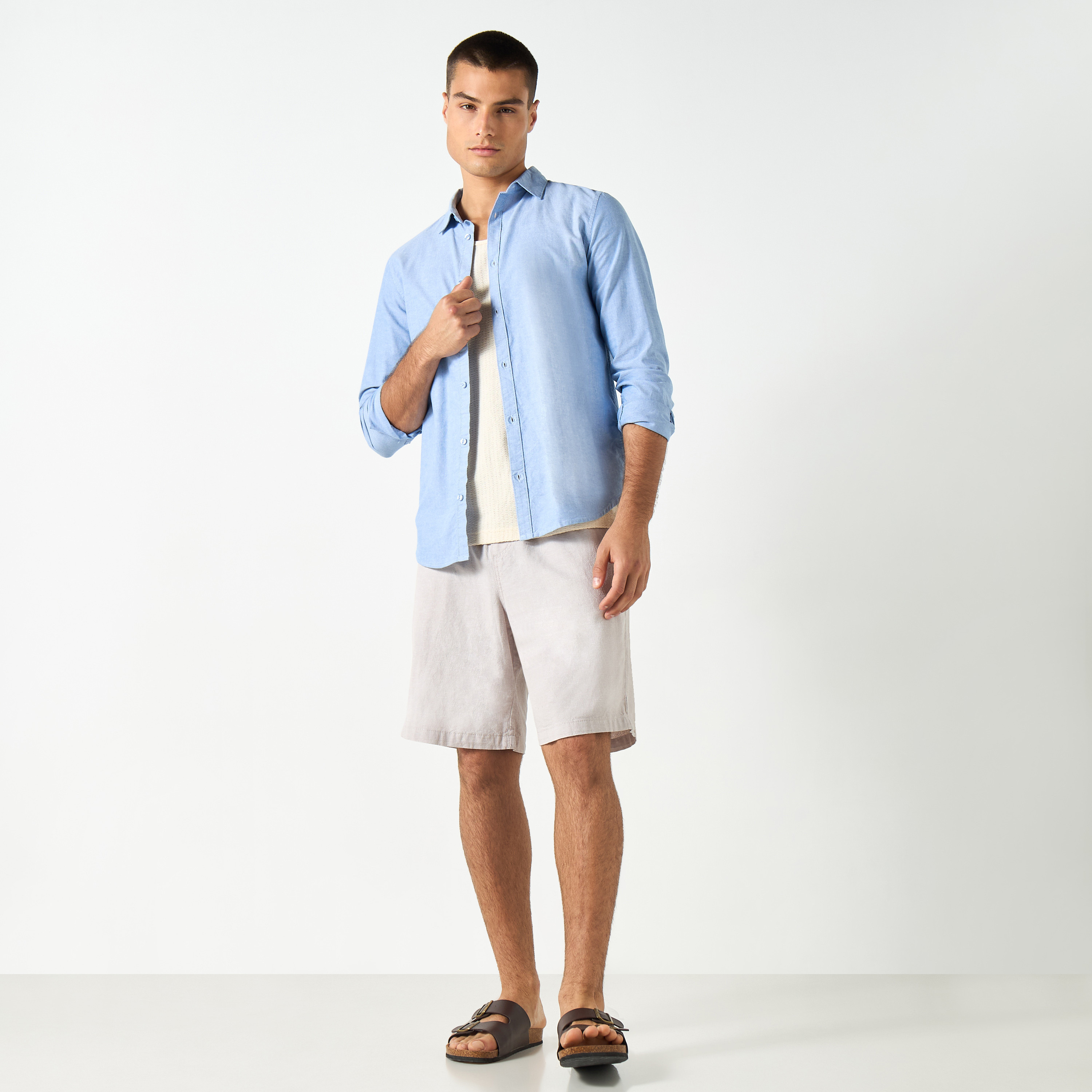شورتس من جاك آند جونز سادة برباط ذو متوسط الارتفاع-men-clothing-bottoms-shorts-image-2