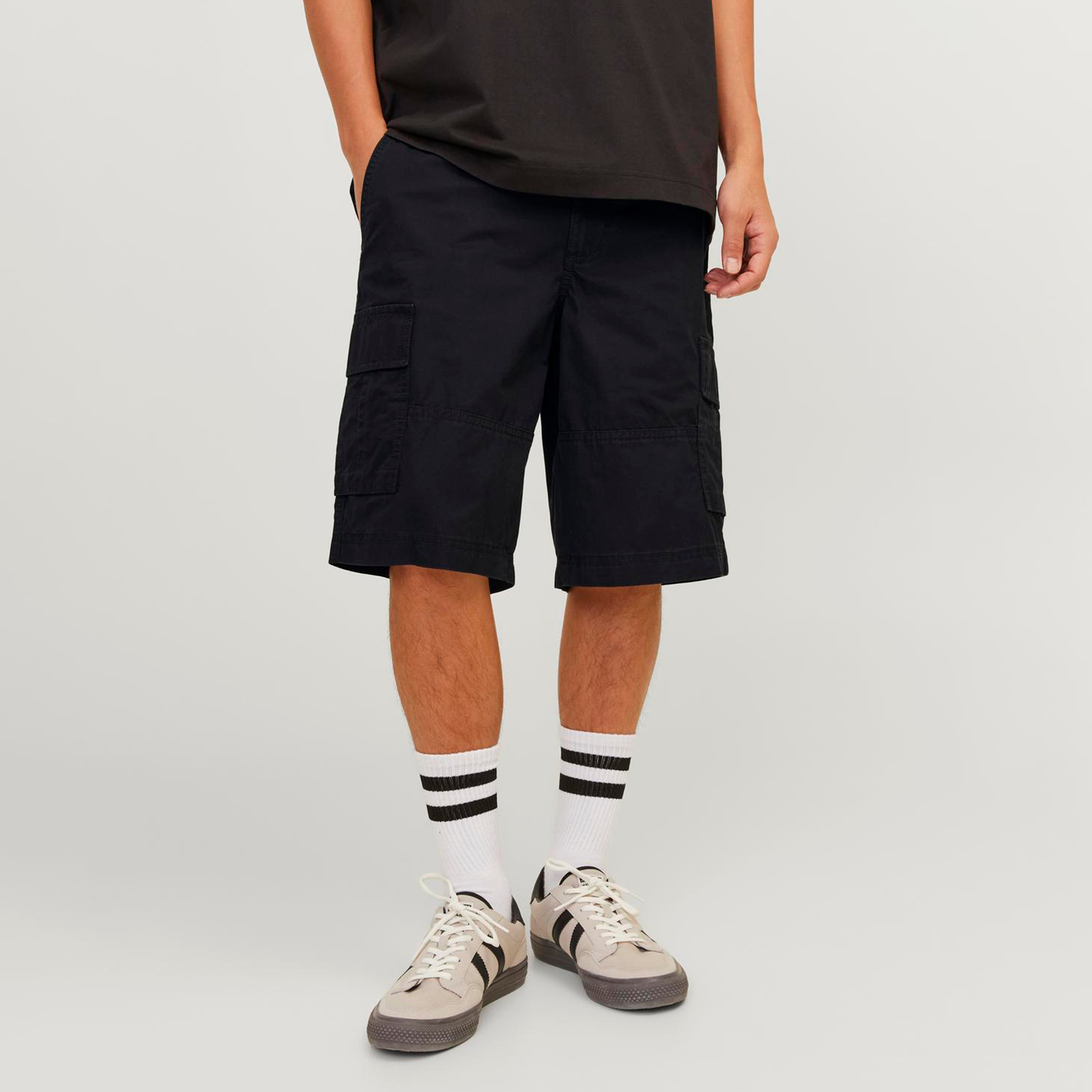 Jack & Jones Plain Mid-Rise Buttoned Cargo Shorts-men-clothing-bottoms-shorts-image-1