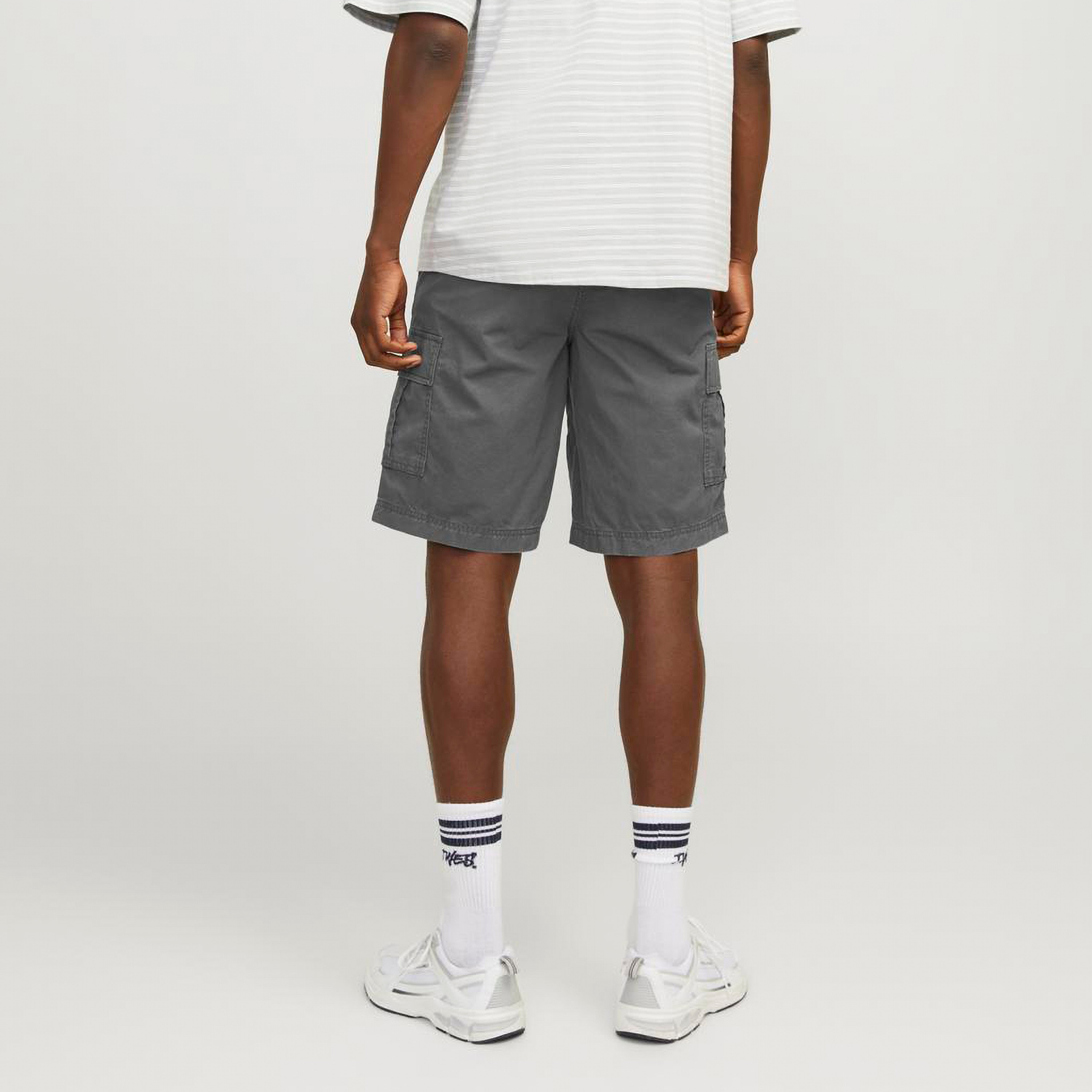 Jack & Jones Plain Mid-Rise Button and Zip Fly Men's Cargo Shorts-men-clothing-bottoms-shorts-image-4