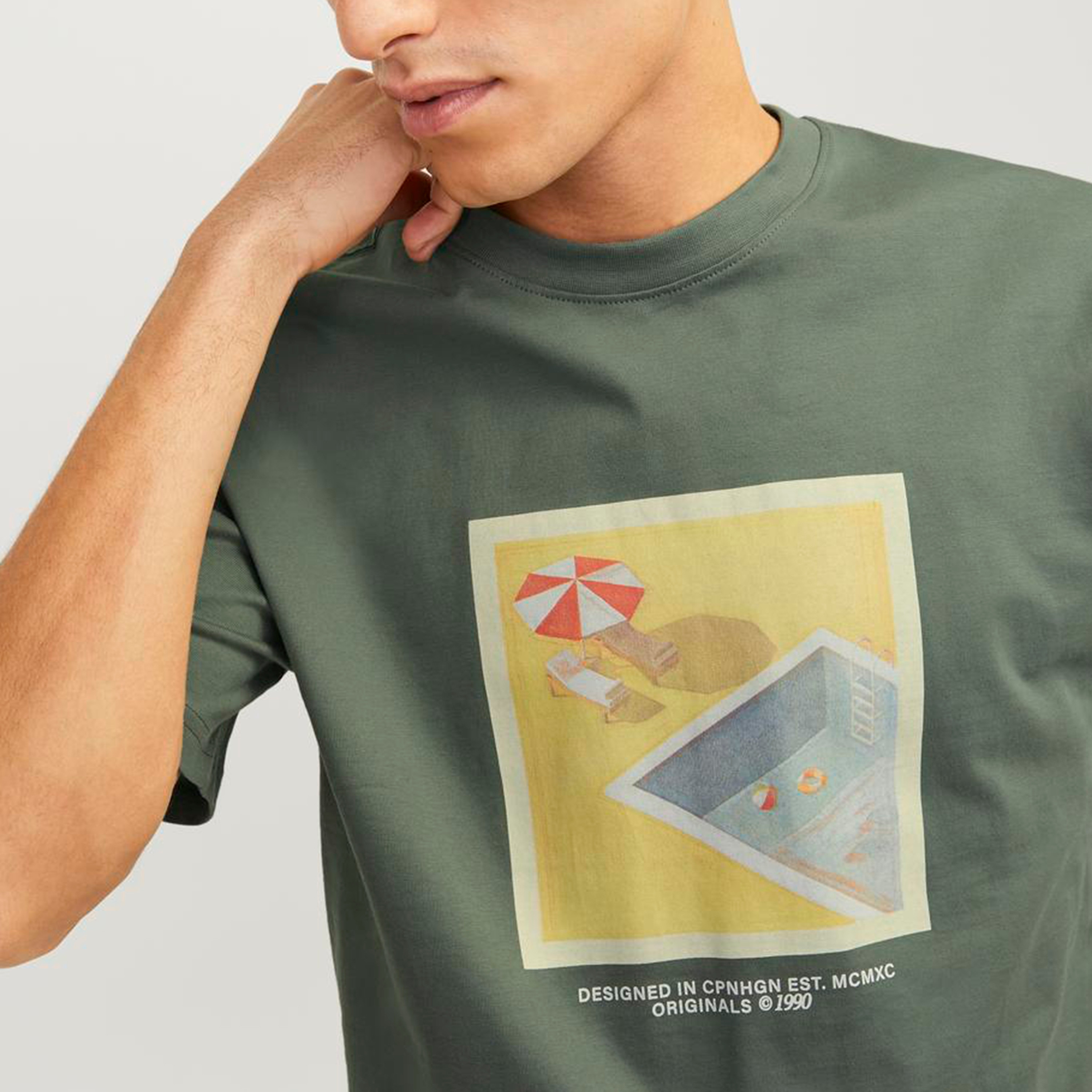 تيشيرت بطبعة جرافيك وياقة دائرية وأكمام قصيرة من جاك آند جونز-men-clothing-tshirtsandpolos-tshirts-image-7