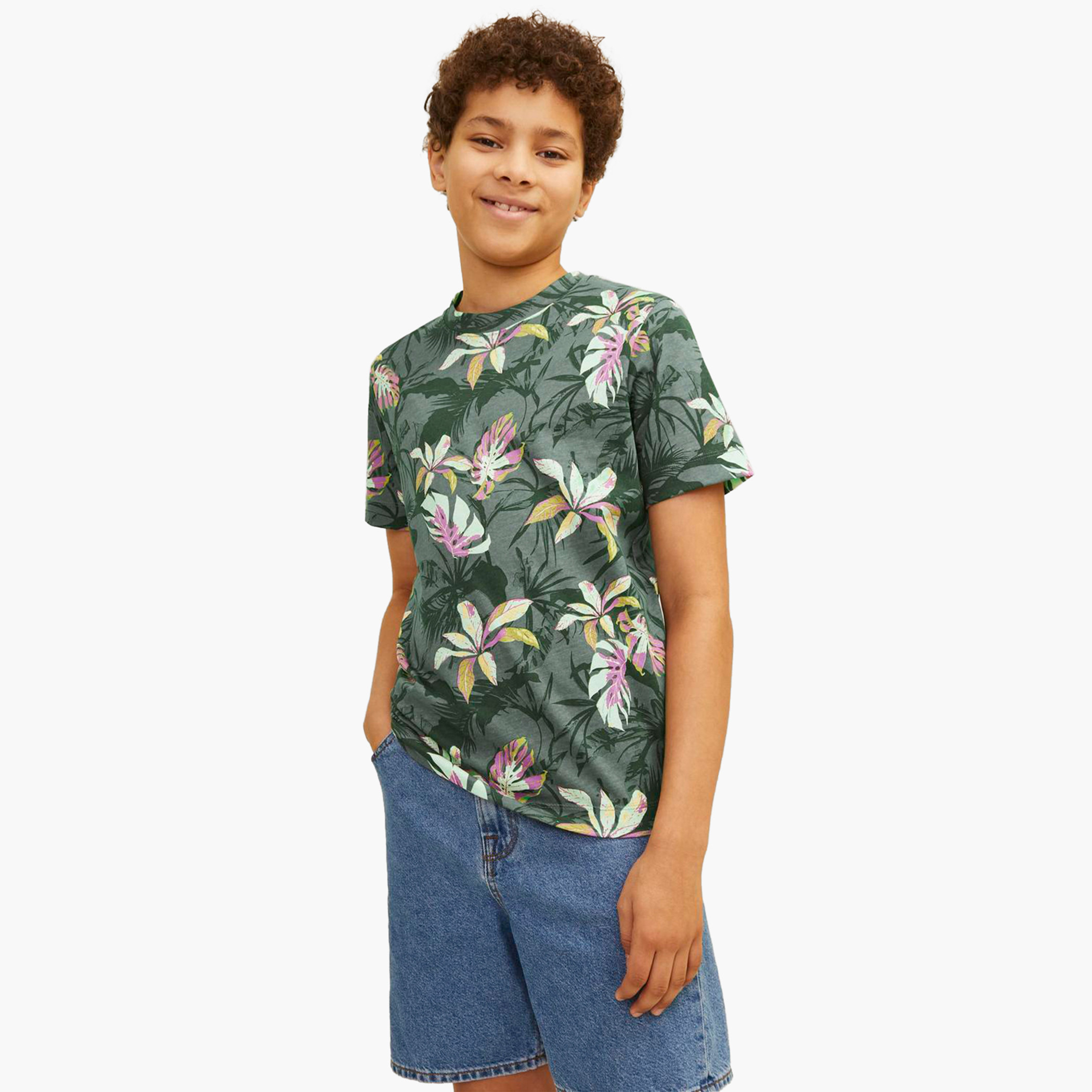 تيشيرت بأكمام قصيرة وطبعات من جاك آند جونز جونيور-boys-clothing-tshirtsandpolos-image-5