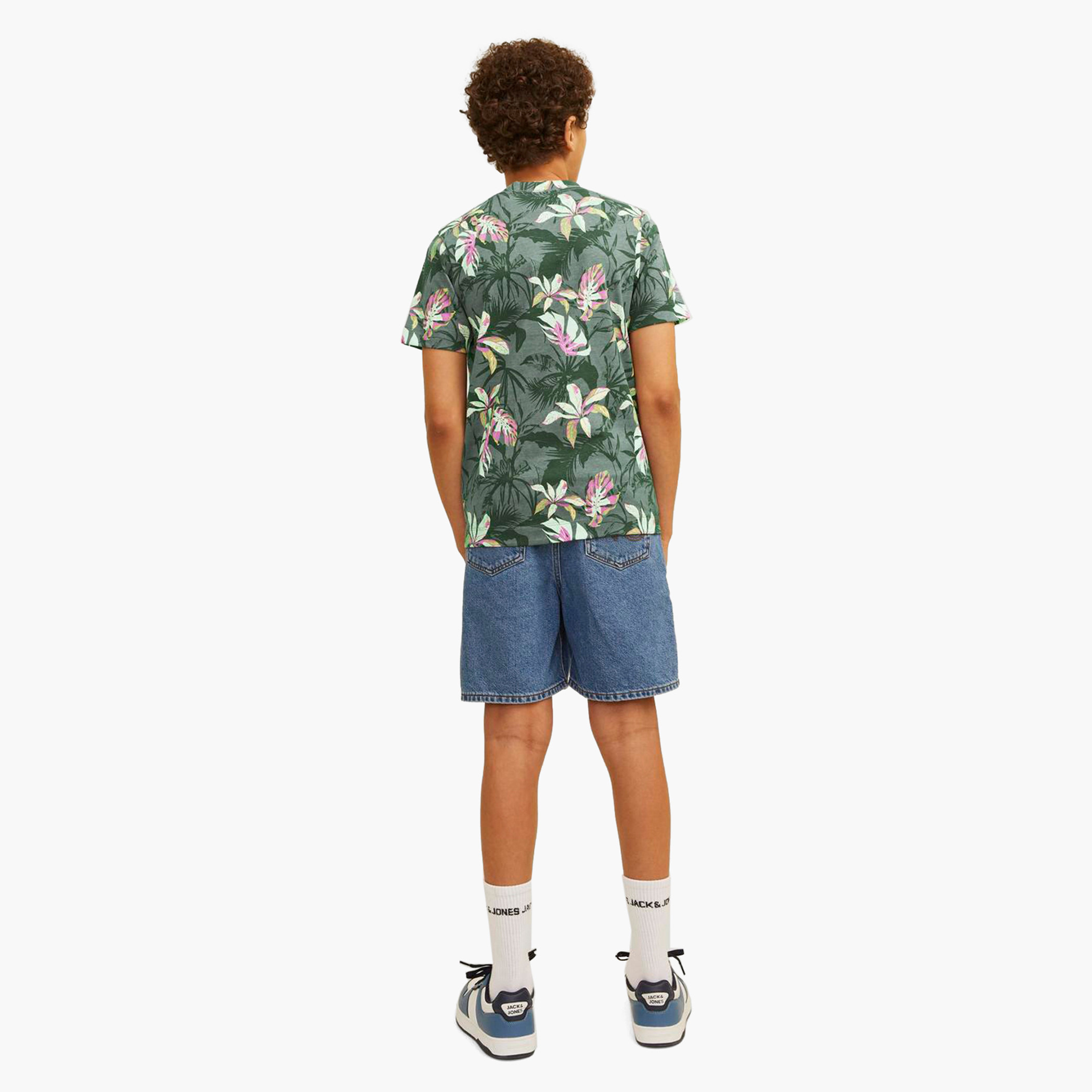 تيشيرت بأكمام قصيرة وطبعات من جاك آند جونز جونيور-boys-clothing-tshirtsandpolos-image-6