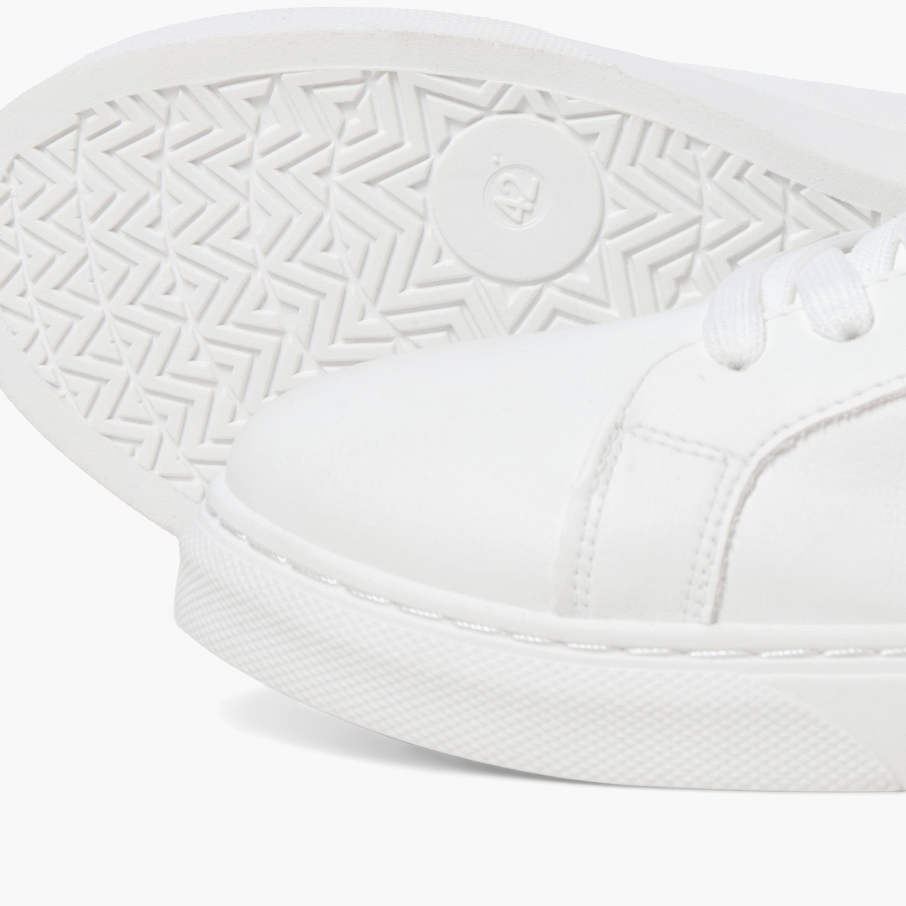 سنيكرز جاك آند جونز للرجال مع رباط برقبة منخفضة-men-shoes-sneakers-image-12
