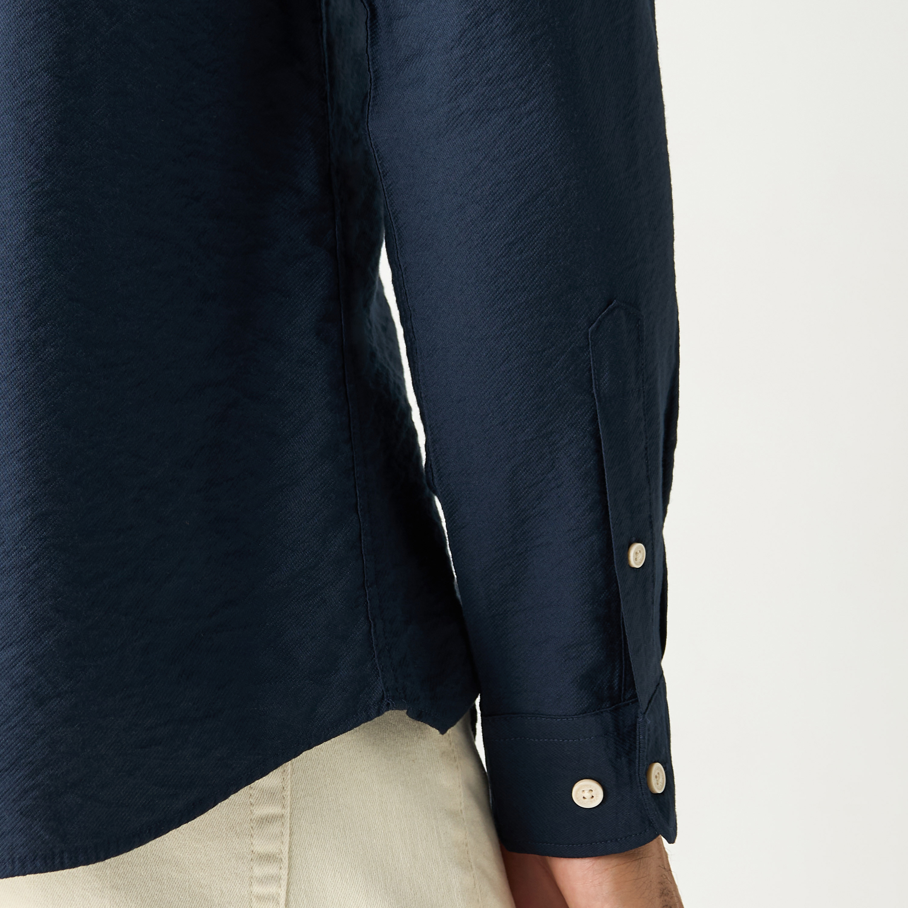 قميص سادة بأكمام طويلة من جاك آند جونز-men-clothing-shirts-image-4