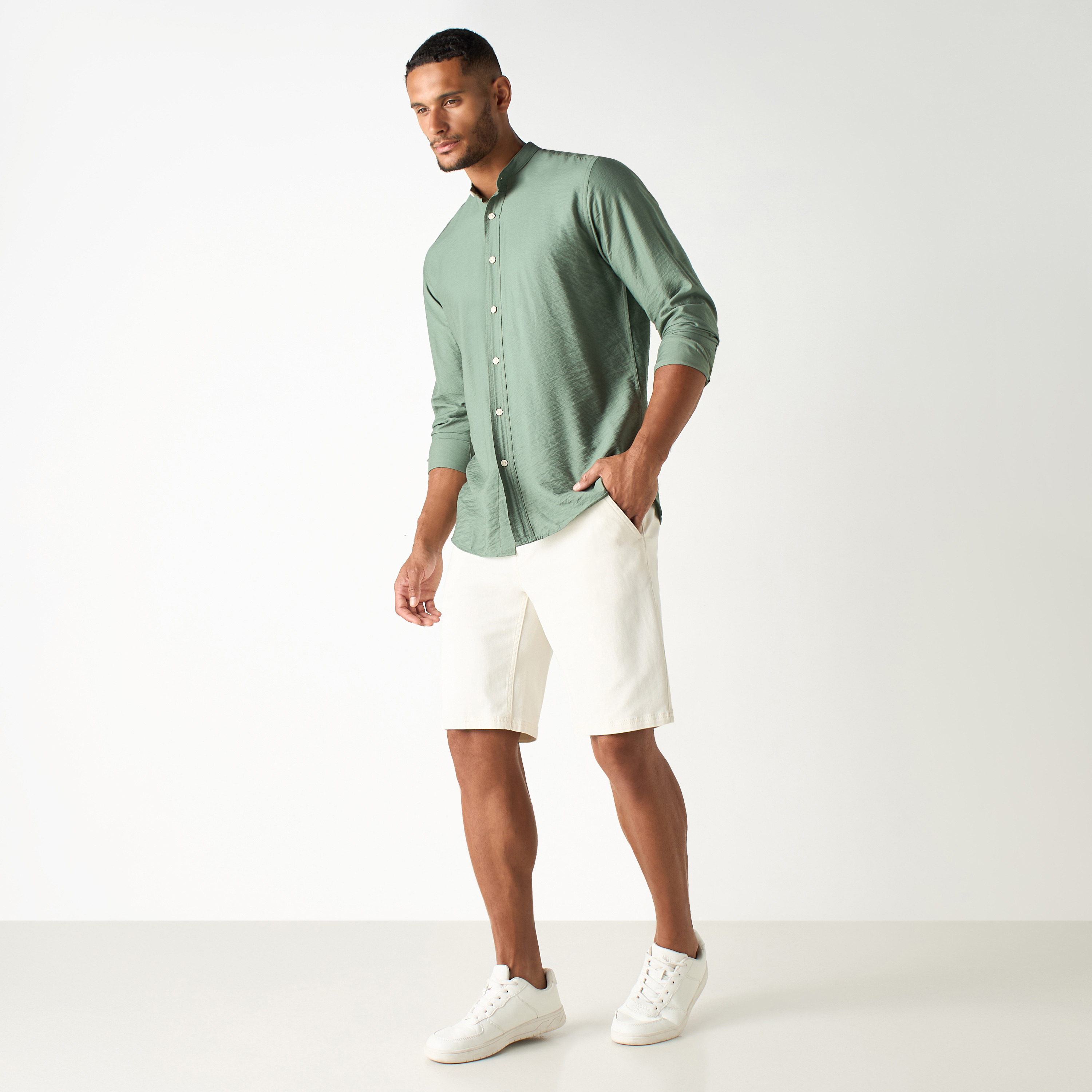 قميص سادة بأكمام طويلة من جاك آند جونز-men-clothing-shirts-image-6