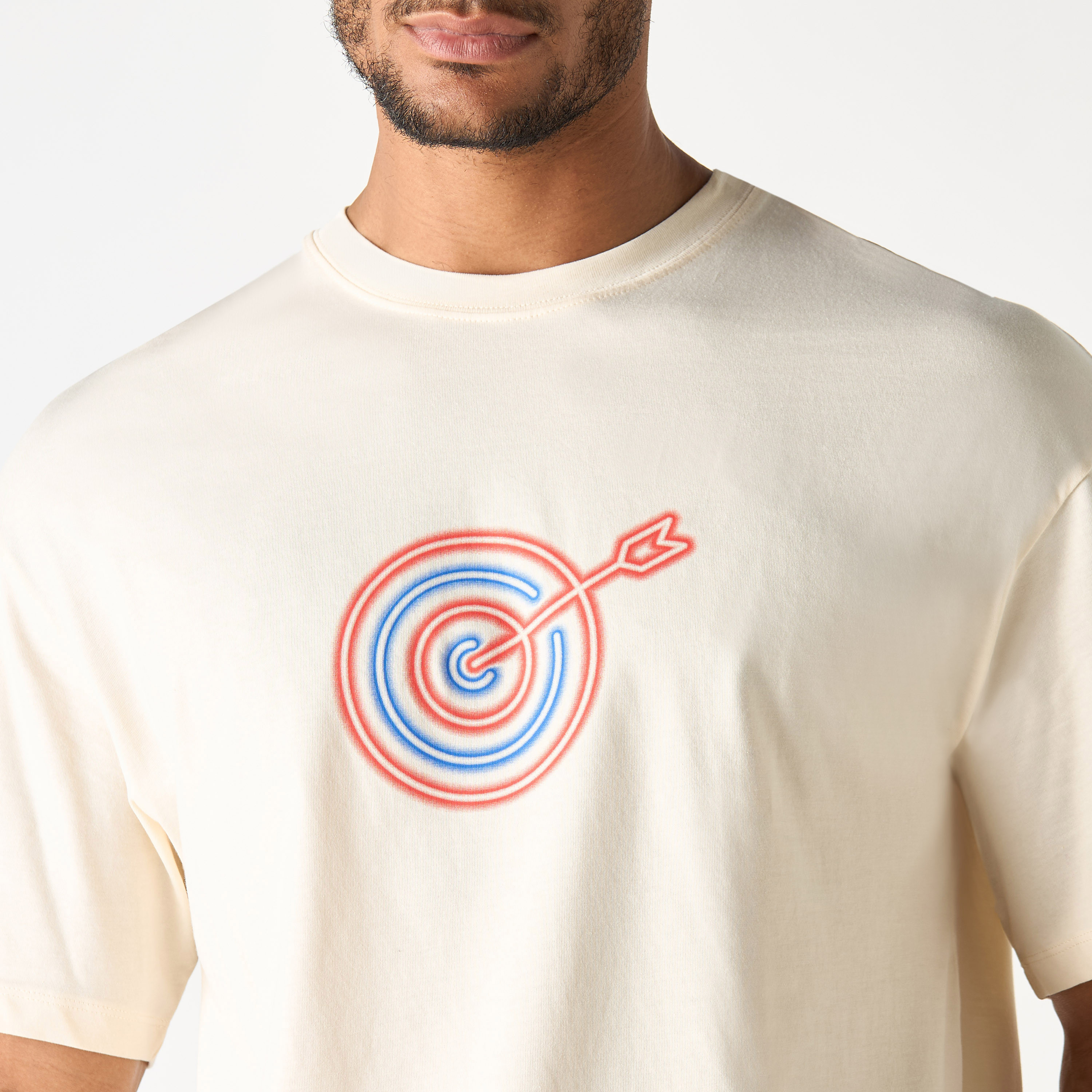تيشيرت بأكمام قصيرة وياقة دائرية وطبعات من جاك آند جونز-men-clothing-tshirtsandpolos-tshirts-image-12