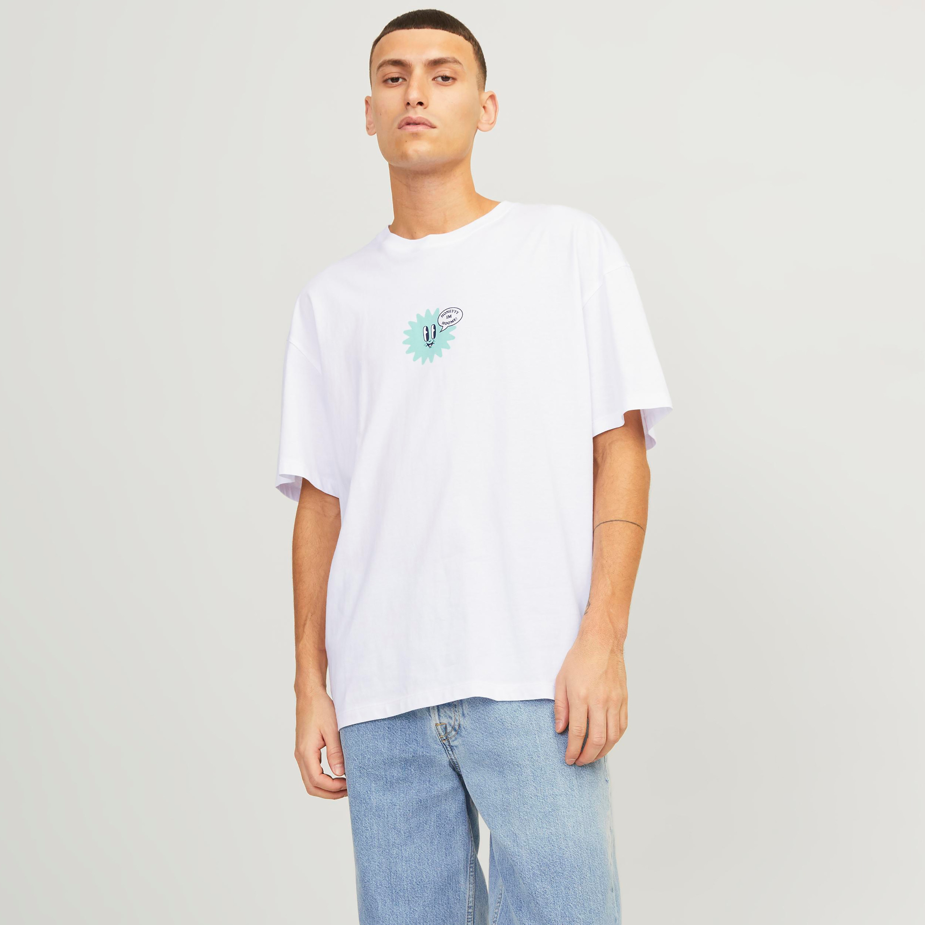 تي شيرت من جاك آند جونز مع مطبوع بأكمام قصيرة و ياقة مستديرة ذو كبير الحجم-men-clothing-tshirtsandpolos-tshirts-image-14
