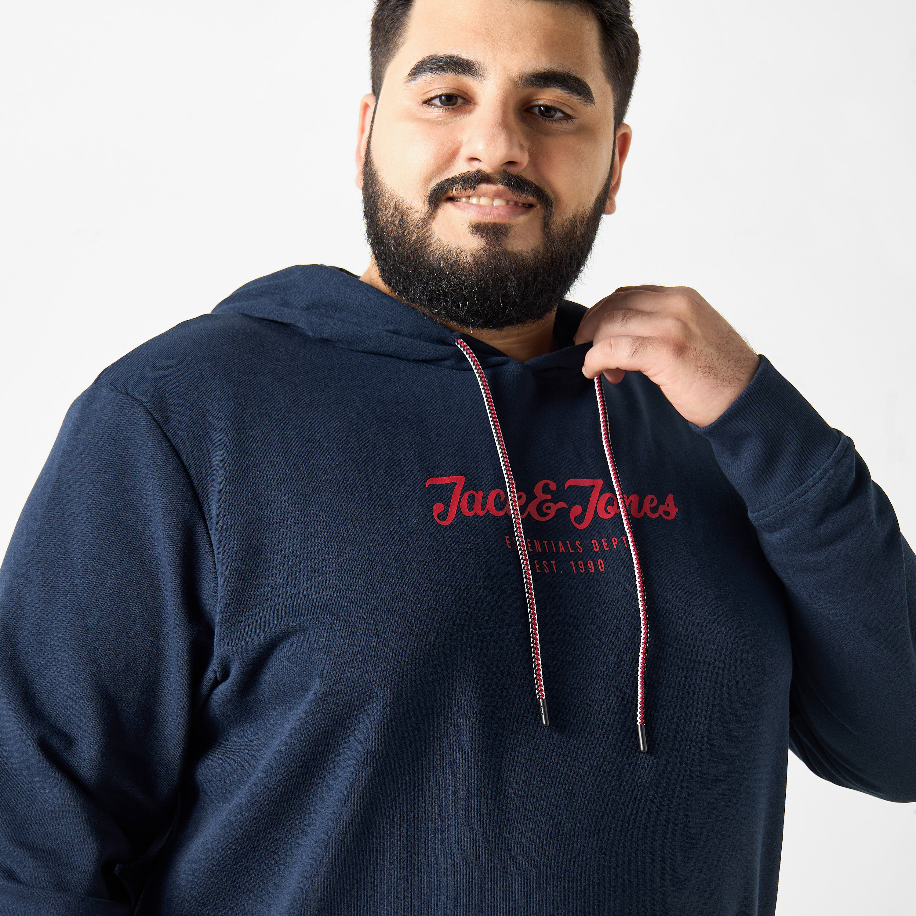 هودي ذو مقاس كبير من جاك آند جونز بشعار وجيب كانغارو-men-winterwear-hoodiesandsweatshirts-image-5