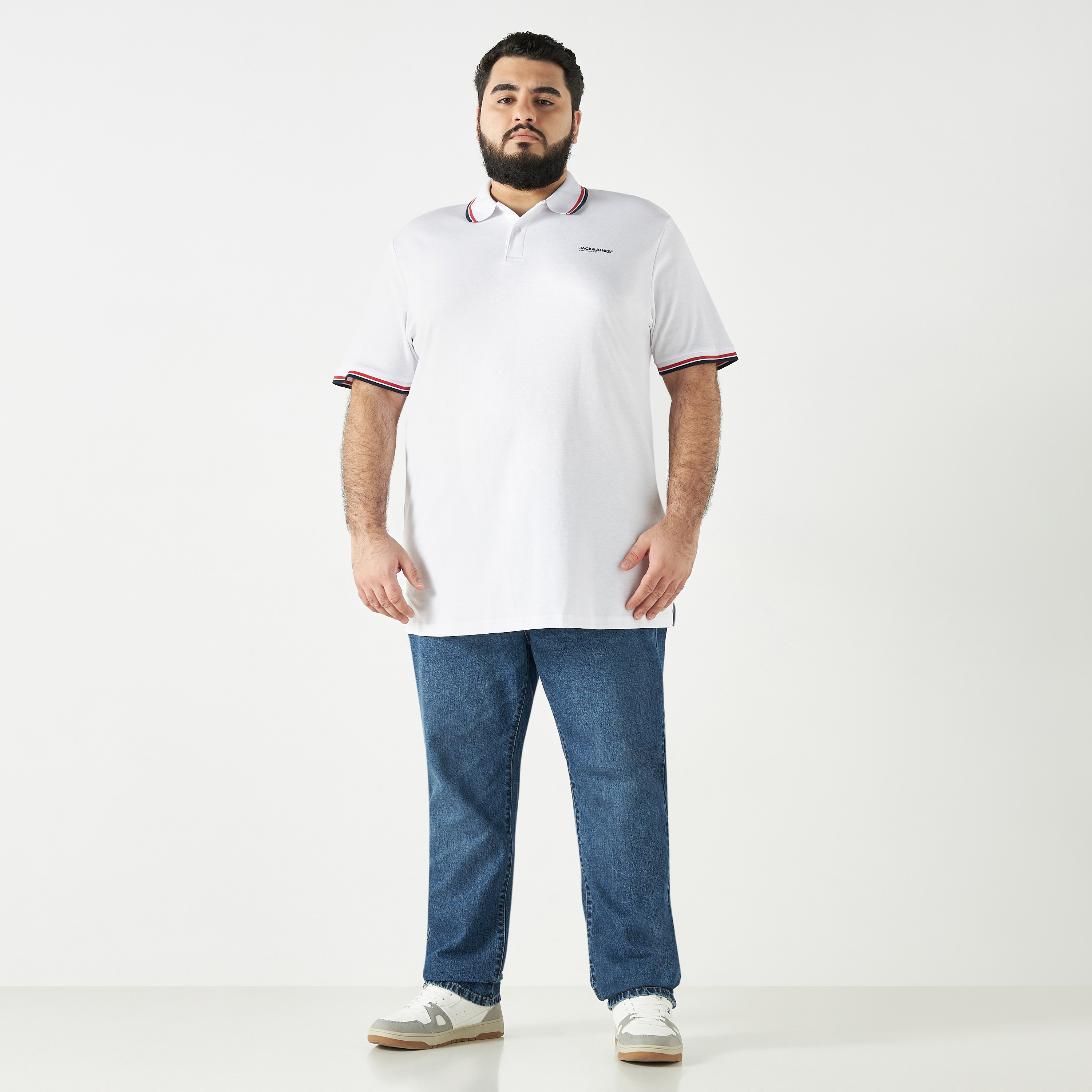 تي شيرت بولو بأكمام قصيرة وياقة سادة مقاس كبير من جاك آند جونز-men-clothing-tshirtsandpolos-polos-image-6