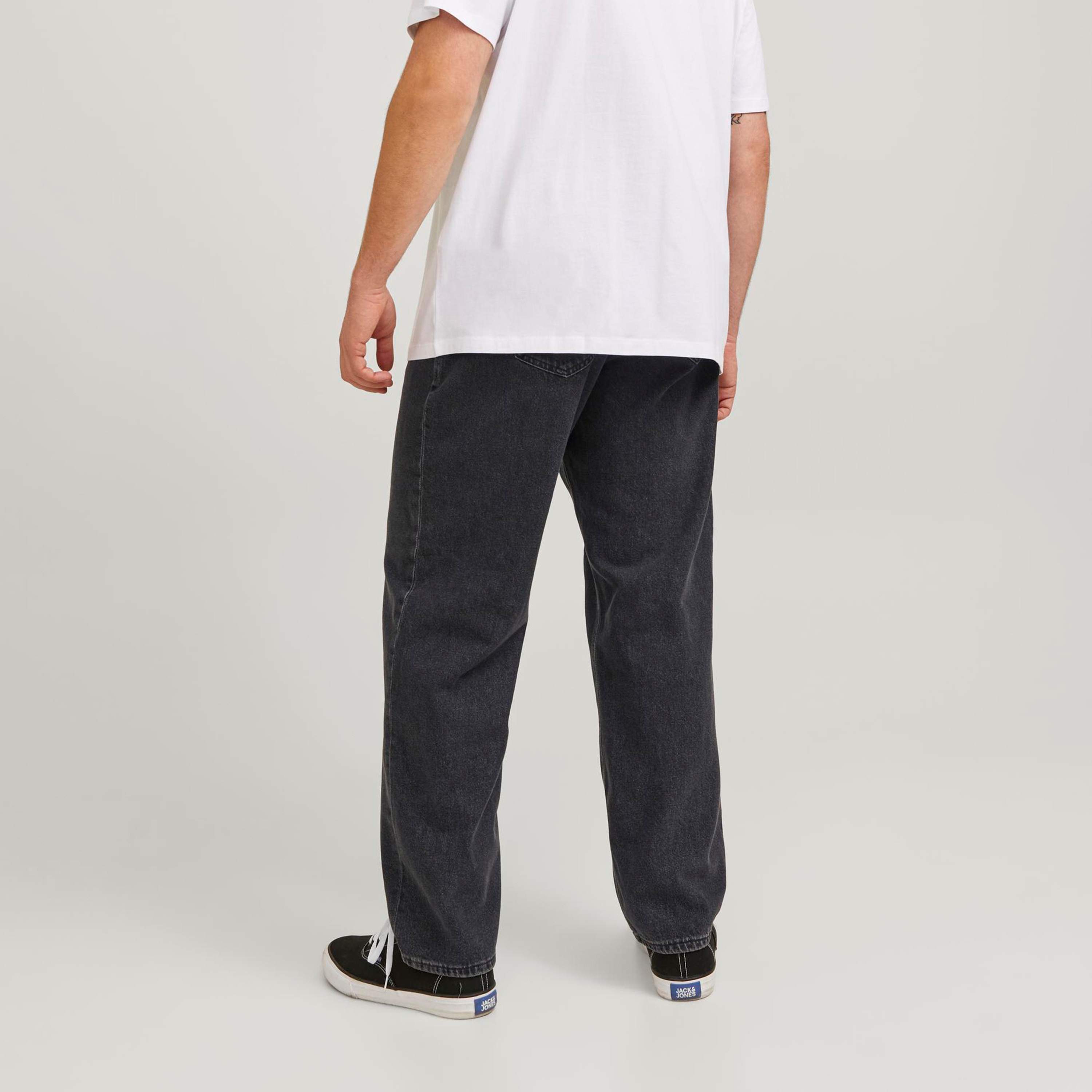 Jack & Jones Plus Size Black Loose Fit High-Rise Five-Pocket Jeans-men-clothing-jeans-image-3