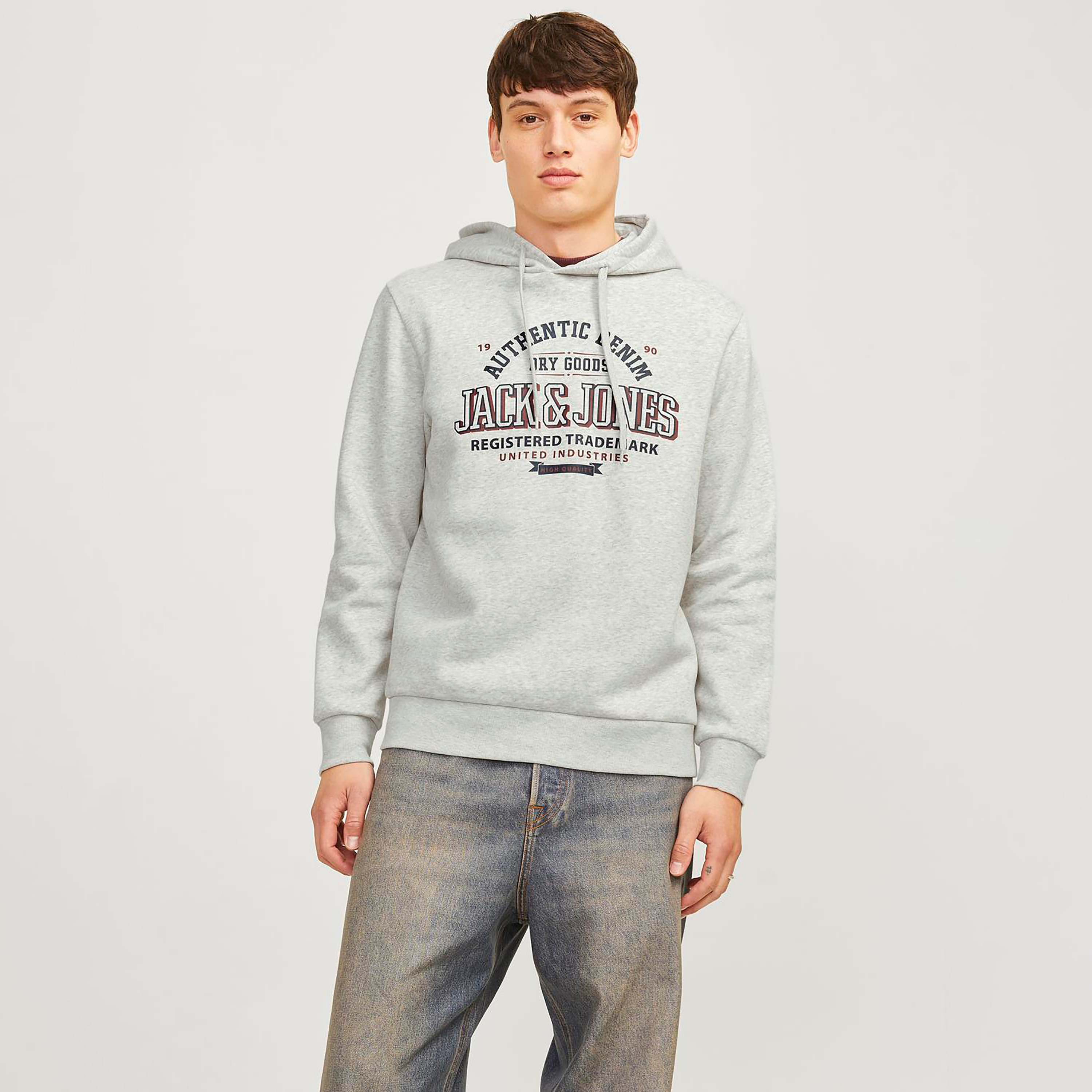 هودي بأكمام طويلة وشعار  من جاك آند جونز-men-winterwear-hoodiesandsweatshirts-image-9