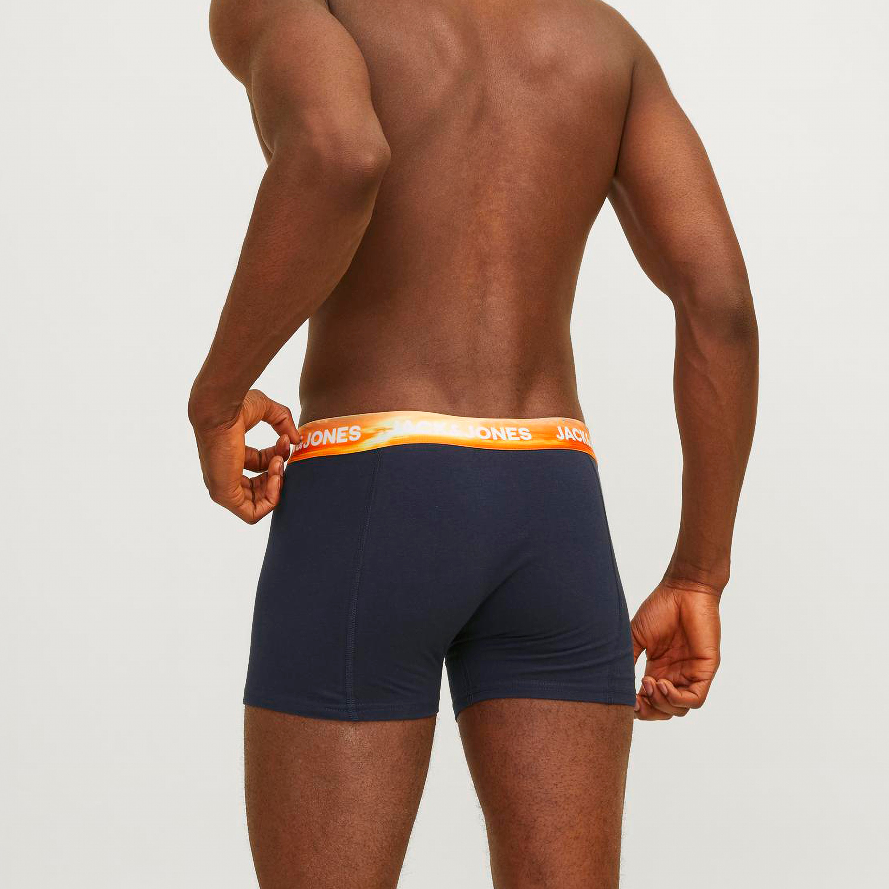 مجموعة من 3 ترانكس سادة من جاك آند جونز للرجال-men-clothing-innerwear-underwear-image-4