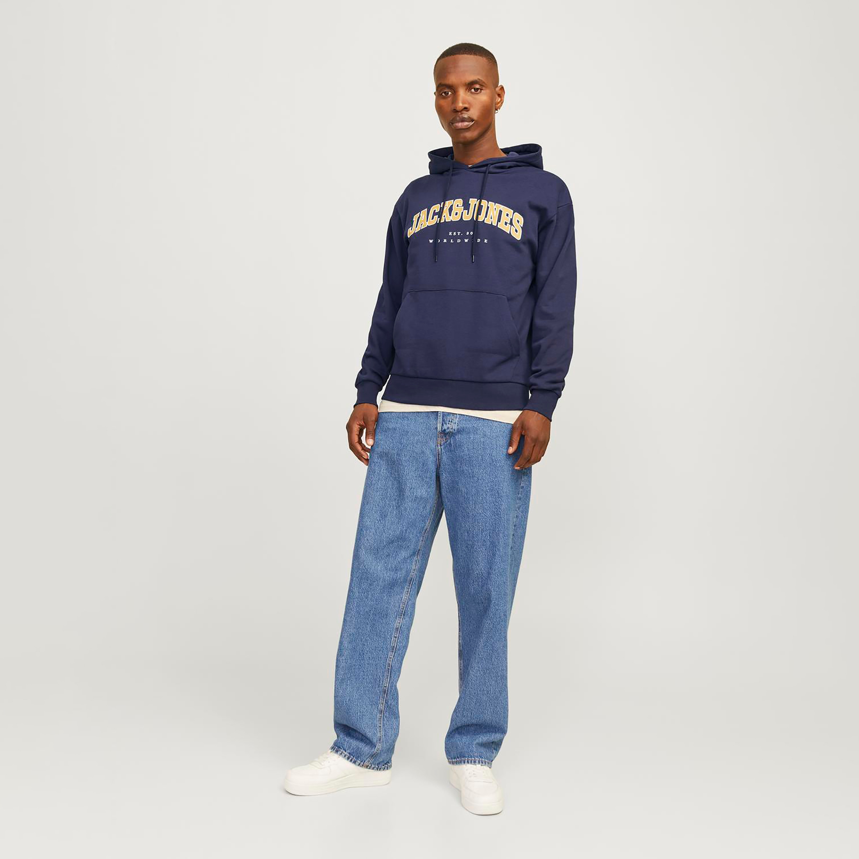 هوديي رجالي بأكمام طويلة وشعار جاك آند جونز-men-winterwear-hoodiesandsweatshirts-image-6
