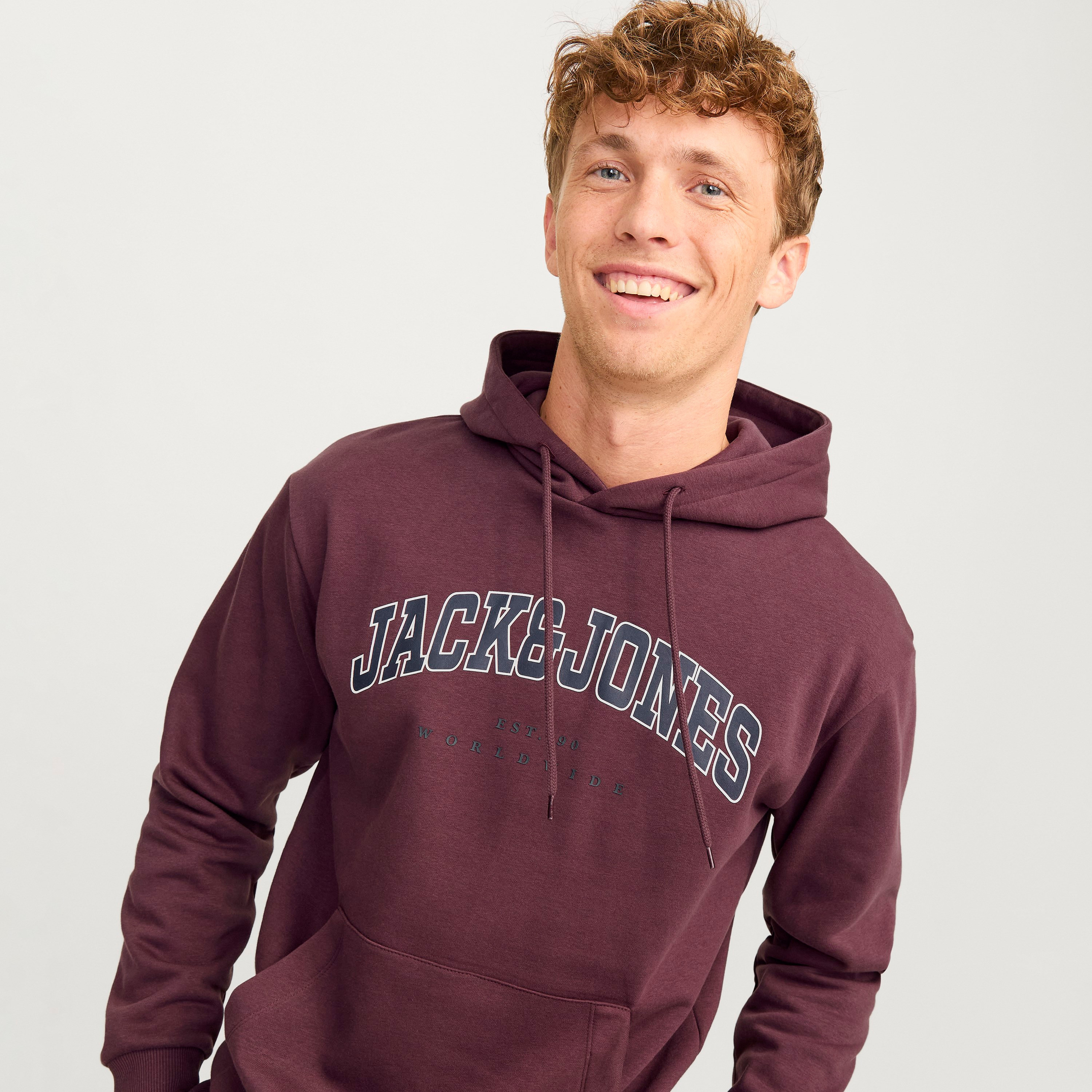 هوديي رجالي بأكمام طويلة وشعار جاك آند جونز-men-winterwear-hoodiesandsweatshirts-image-11