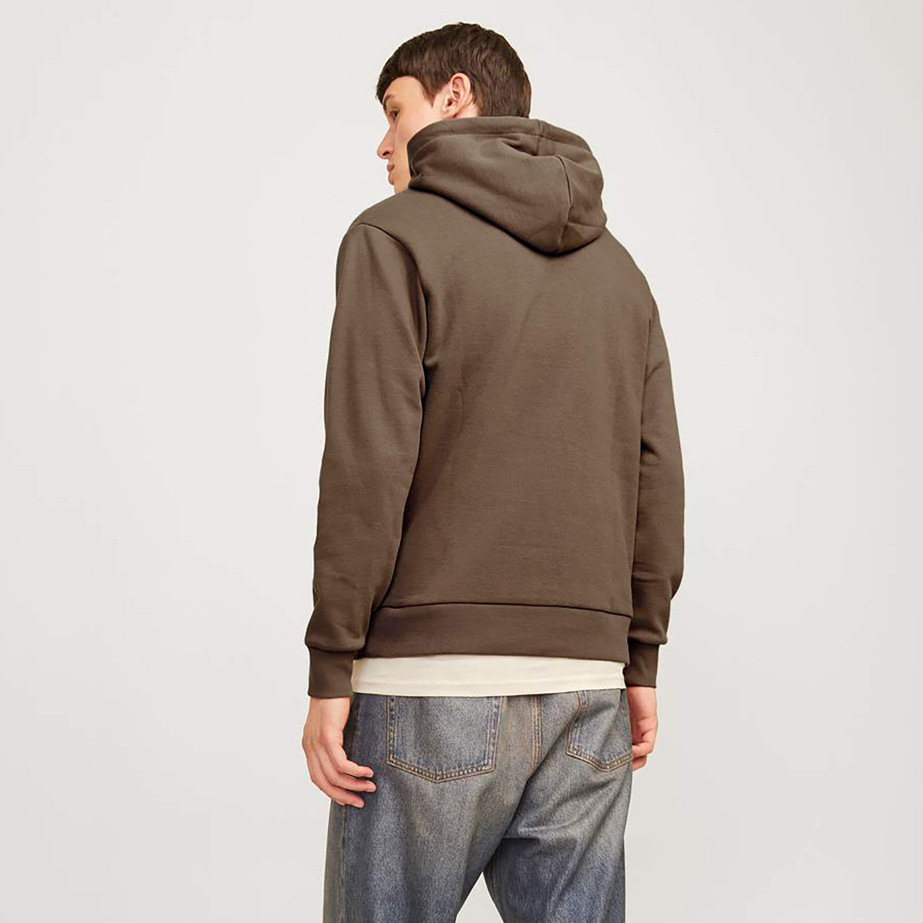 هوديي رجالي بأكمام طويلة وشعار جاك آند جونز-men-winterwear-hoodiesandsweatshirts-image-16